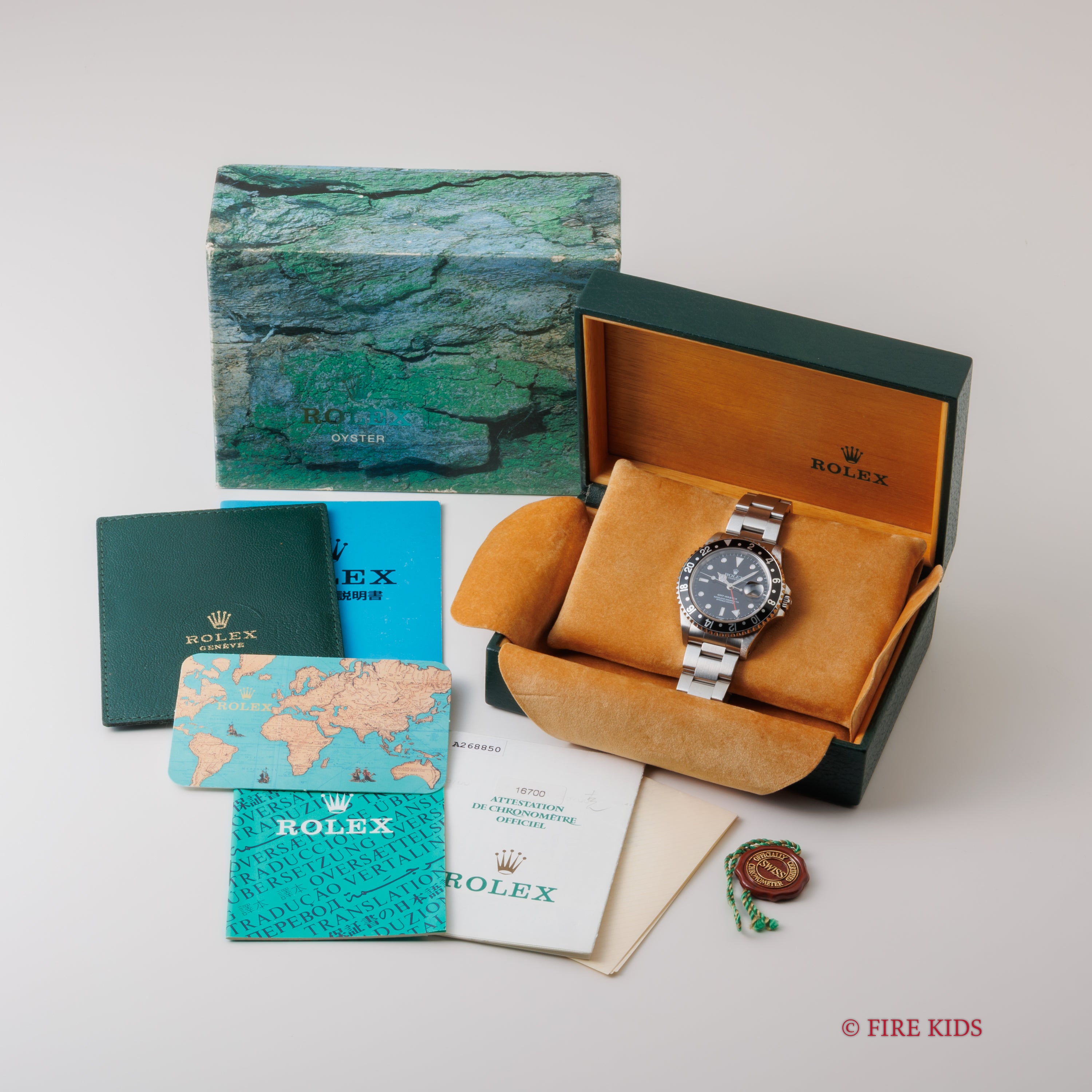 ロレックス GMTマスター 1999年製 Ref.16700 黒ベゼル 箱、ギャラ付き