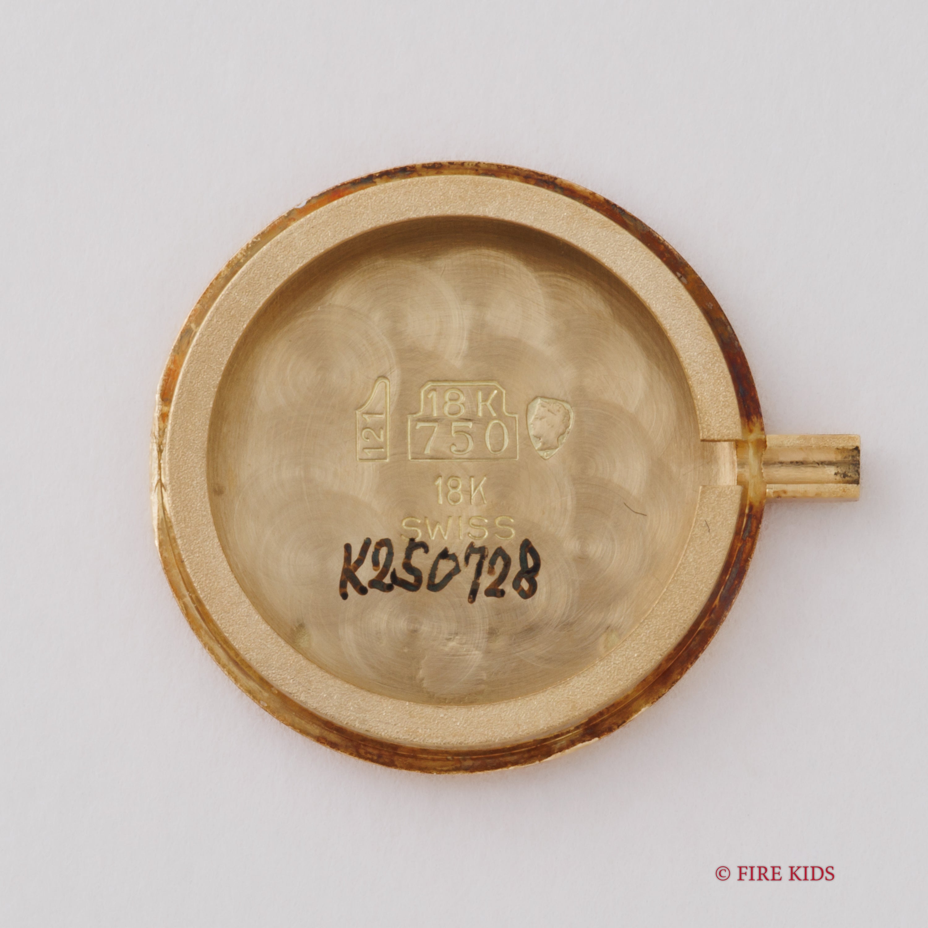 カルティエ 18金無垢 ヴァンドーム エリプス SMサイズ 手巻き PARISダイヤル 1980年代製 純正金無垢Dバックル付き