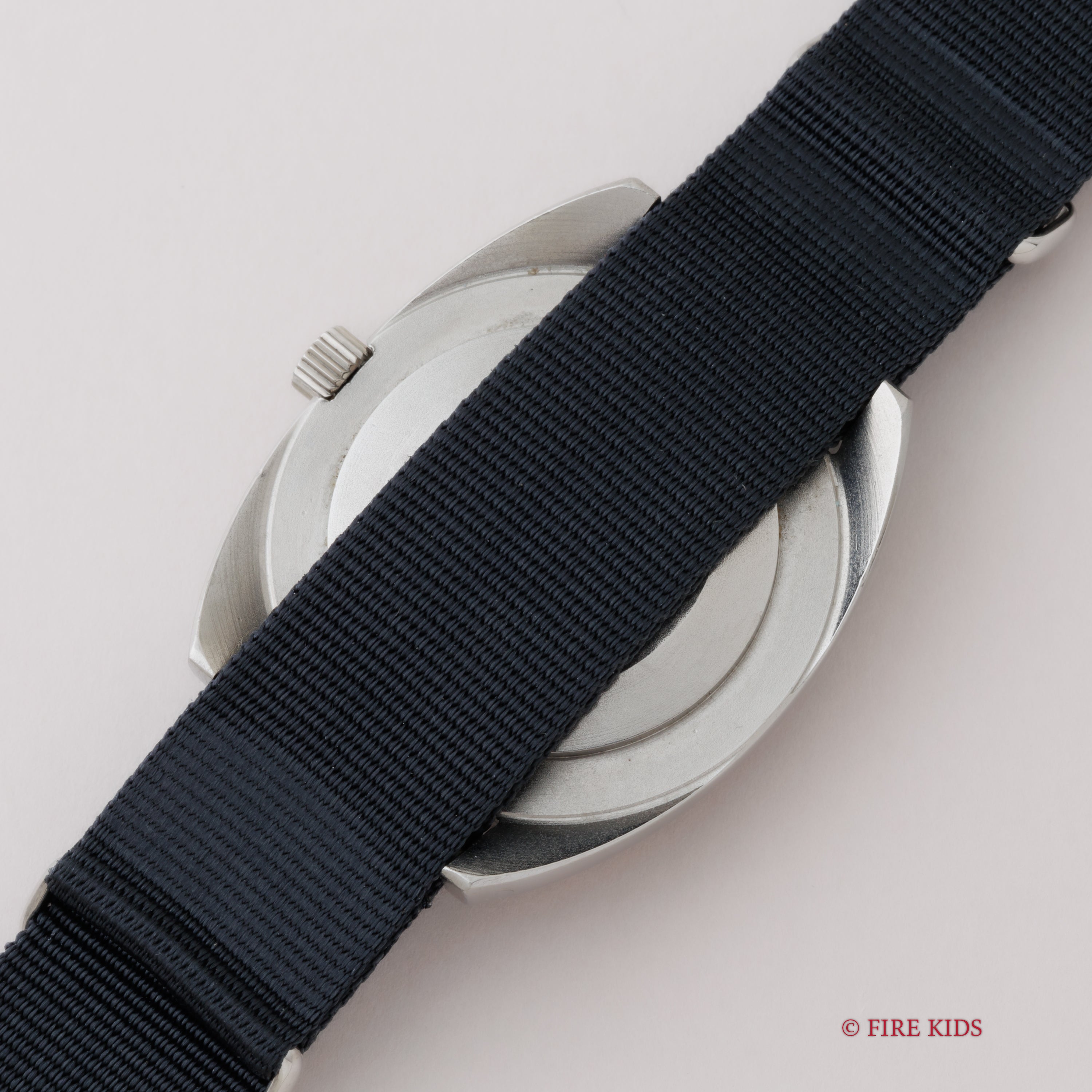 CWC カボットウォッチカンパニー イギリス陸軍 W10 手巻き ブロードアロー 1976年製