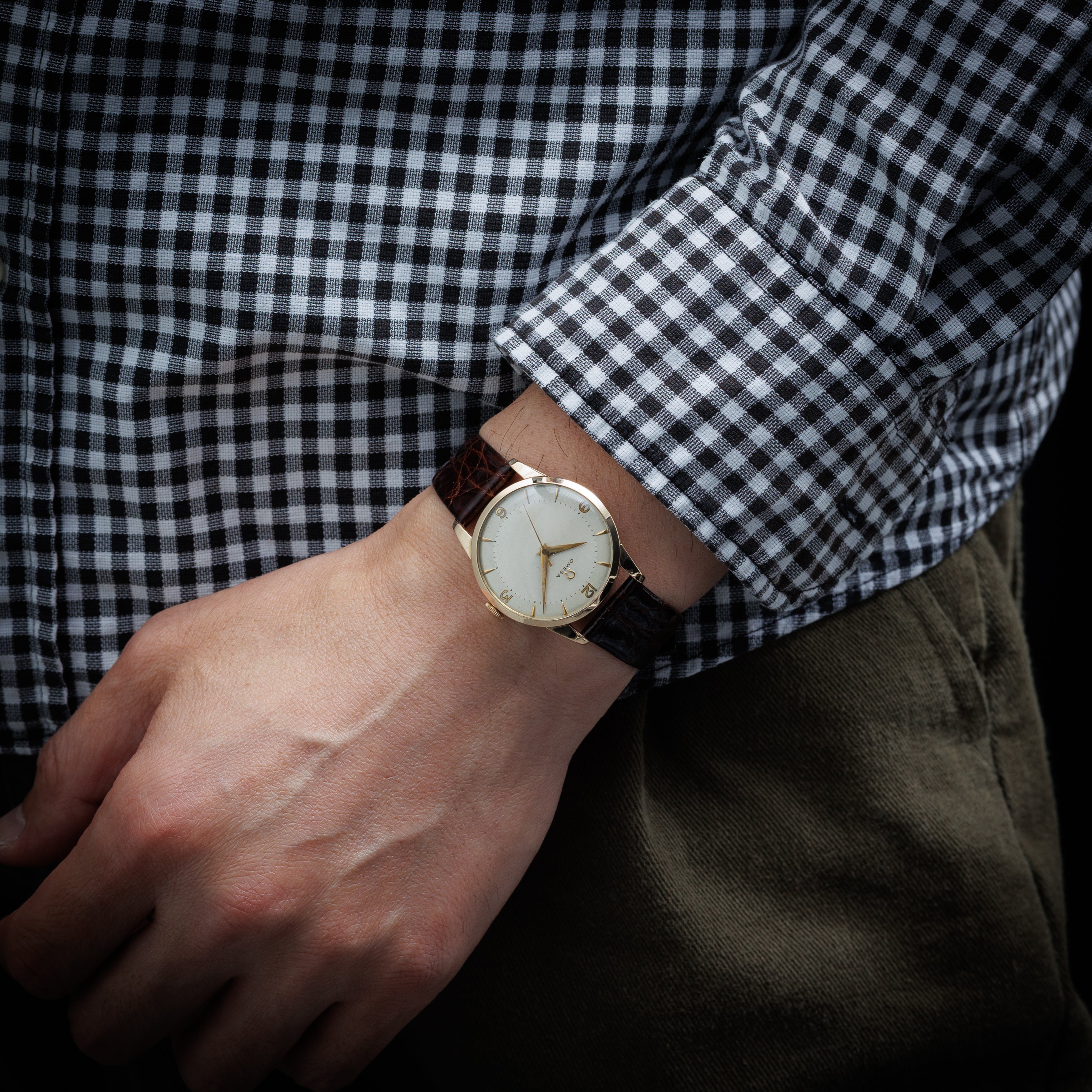 オメガ ラウンドケース 30mmキャリバー 手巻き 1950年製 GFケース Ref.2513-4 Cal.283