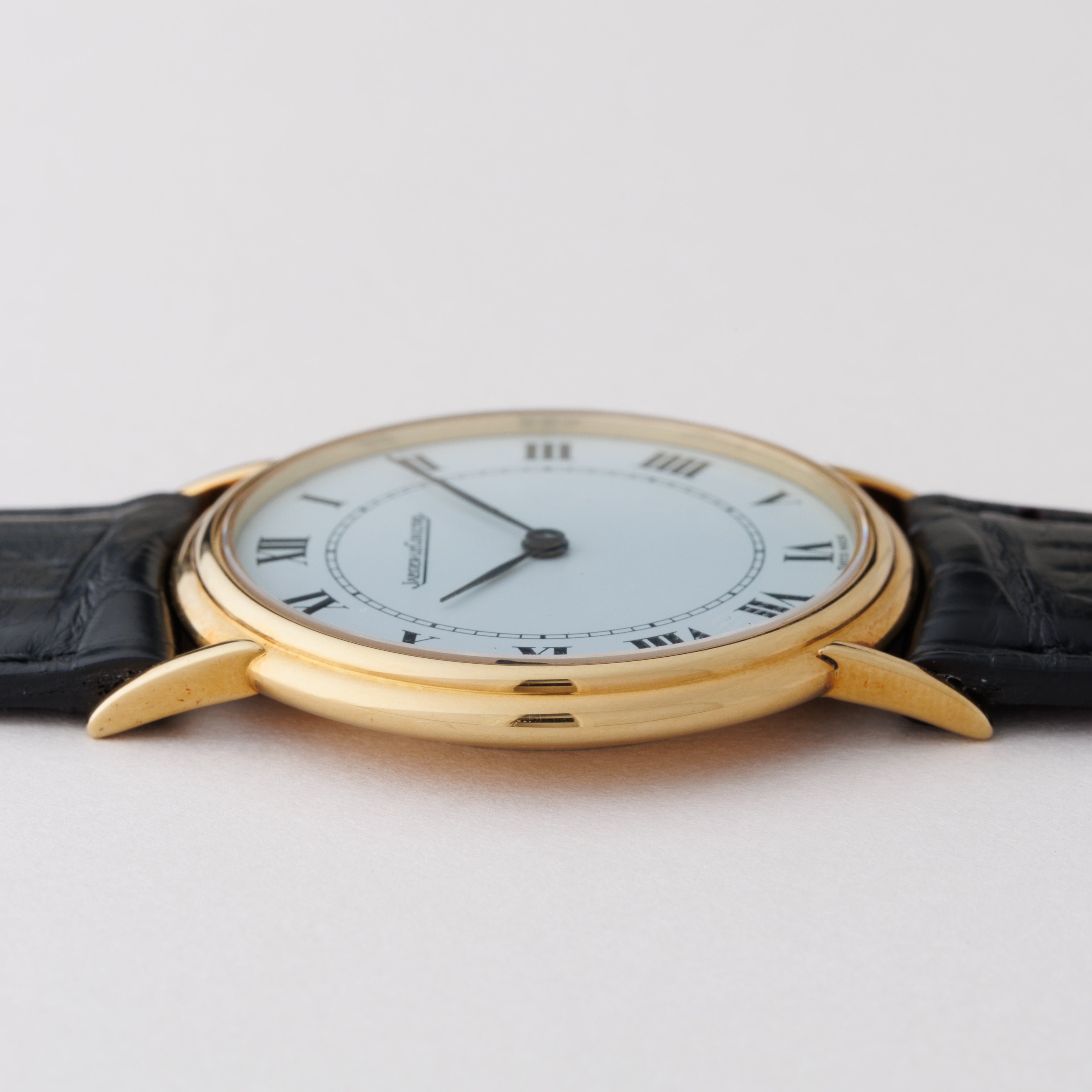 ジャガールクルト ラウンドケース 1970年代製 Ref.9131-21 18金イエローゴールド