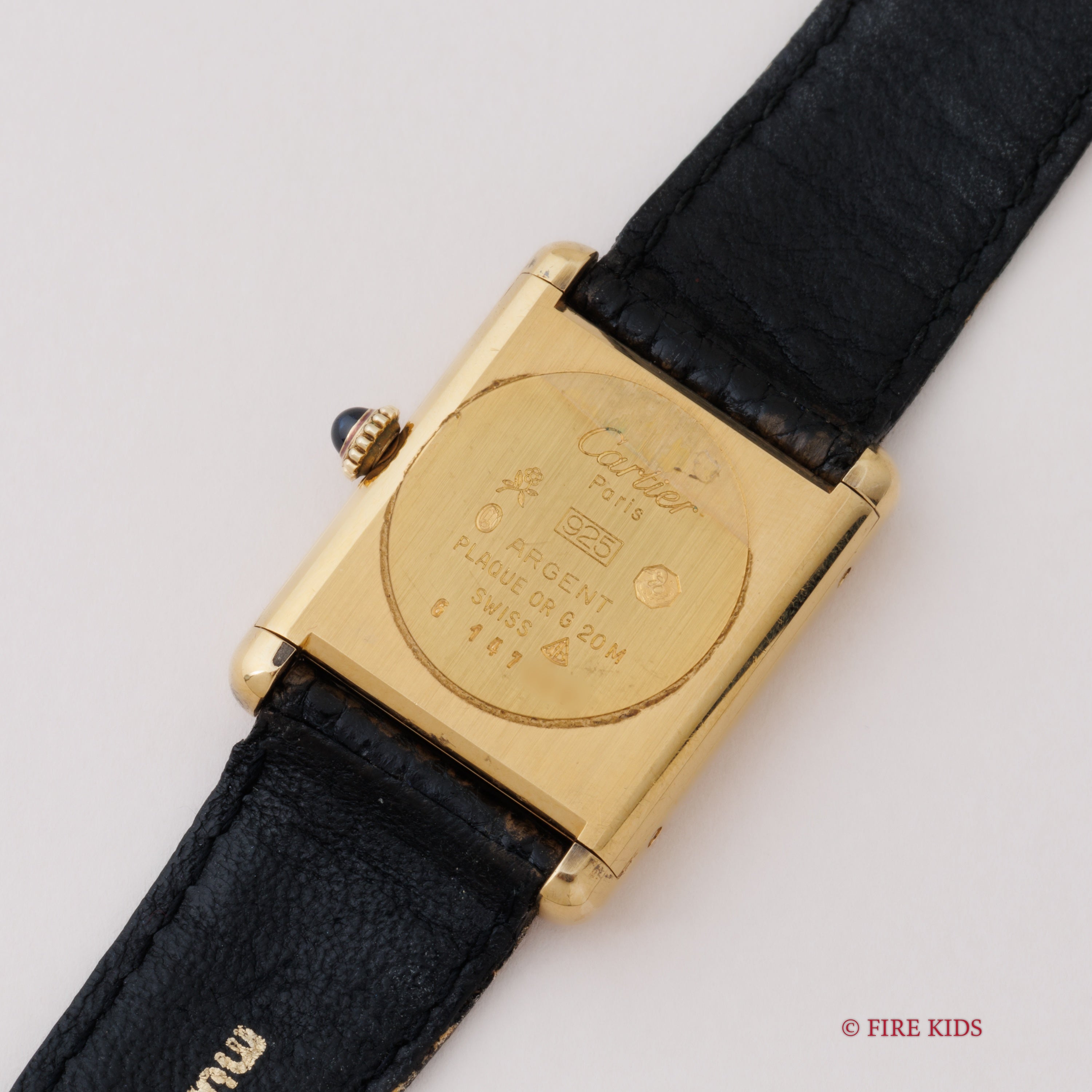 カルティエ マストタンク LMサイズ 1980年代製 ブラックダイヤル 純正尾錠付き