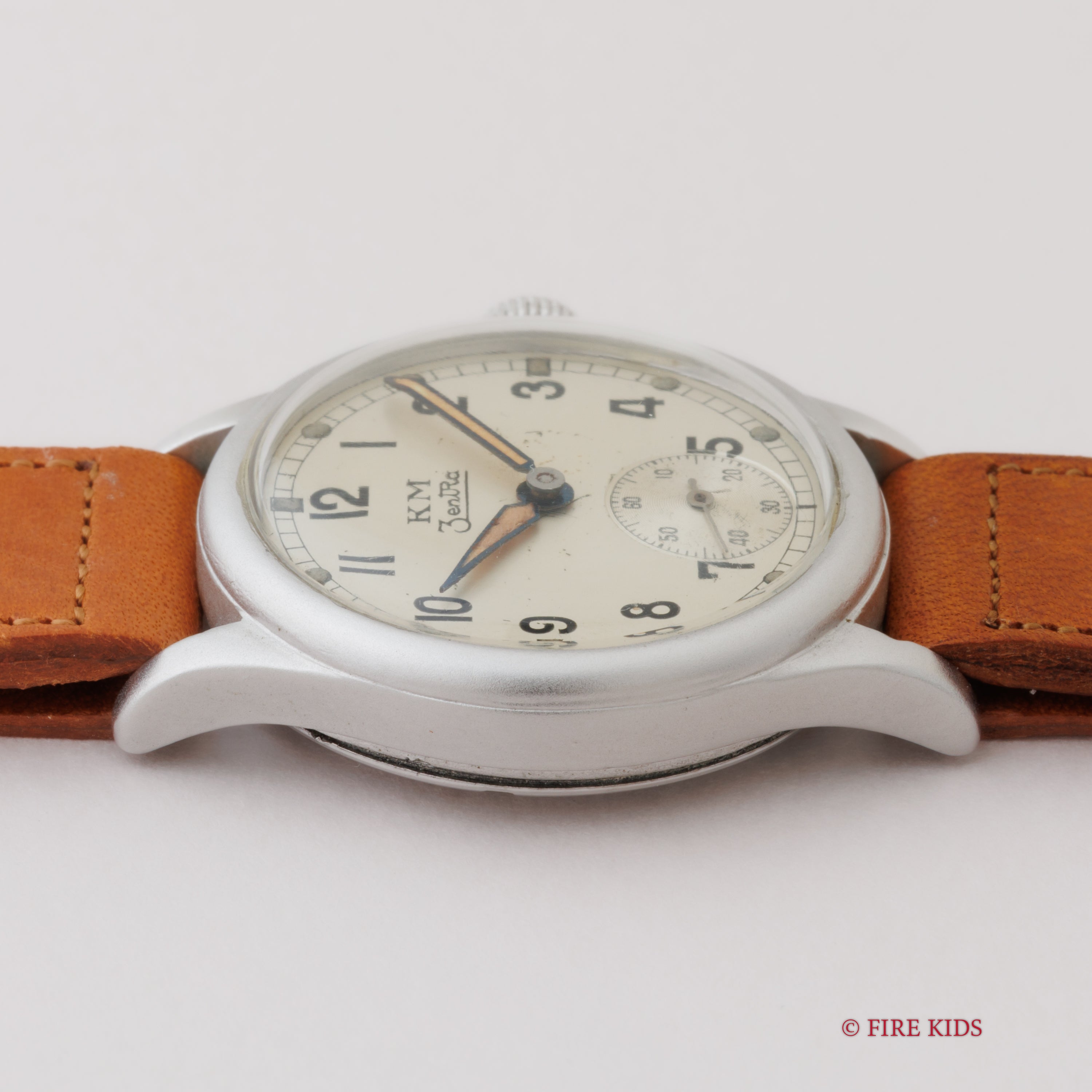 ゼントラ ZentRa ドイツ海軍軍用時計 KM 第二次世界大戦 1940年代 手巻 ミリタリーウオッチ