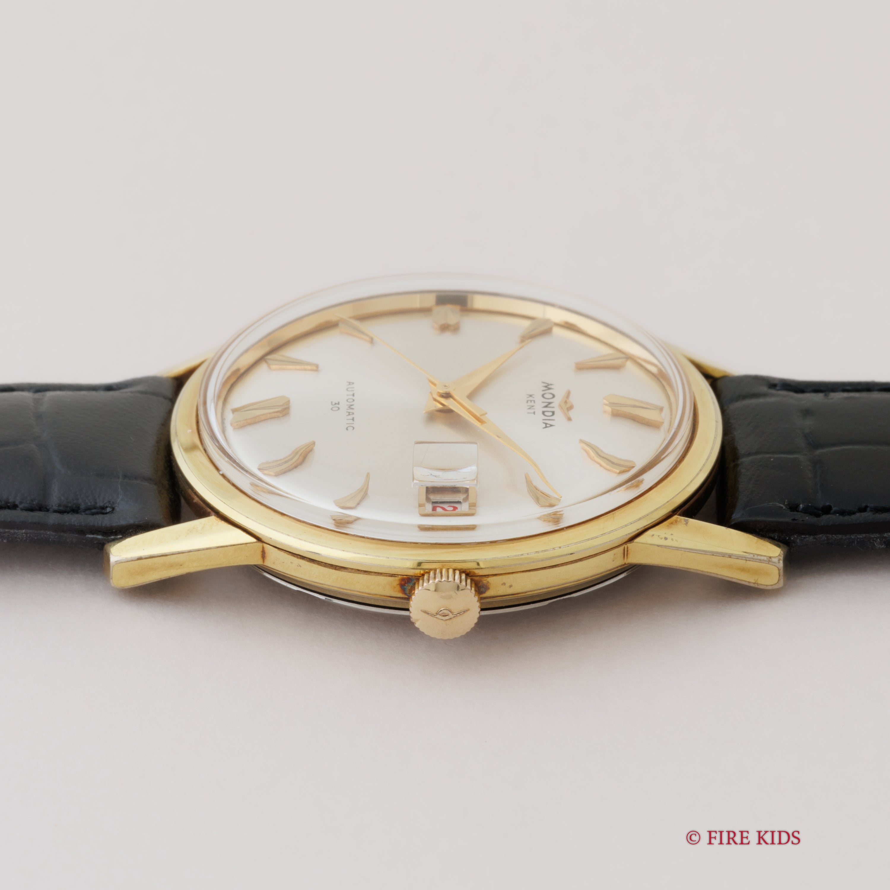モンディア ケント 1960年代製 赤カレンダー30石自動巻 純正尾錠付美品