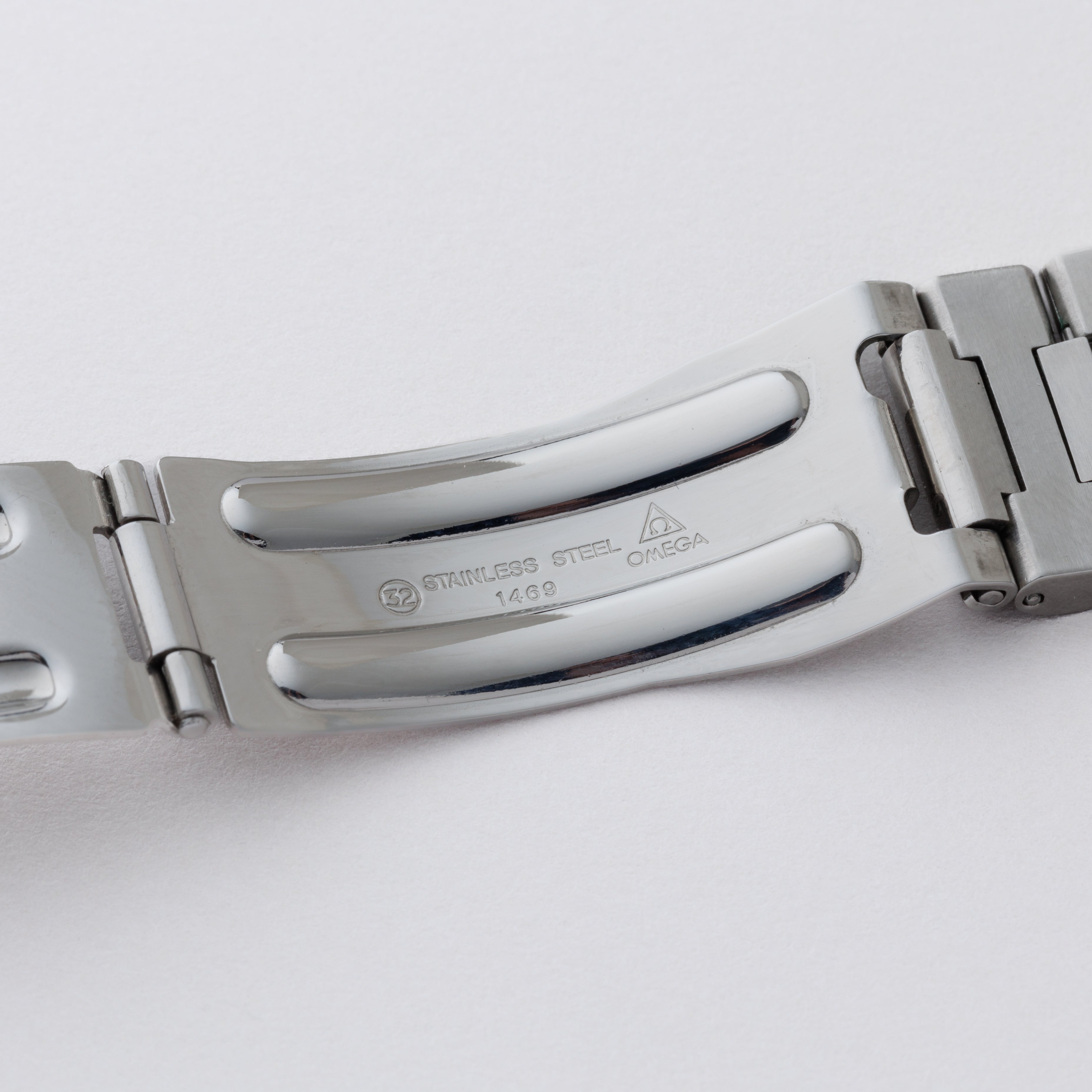 オメガ スピードマスター 限定パンダダイヤル 1999年製 オートマチック