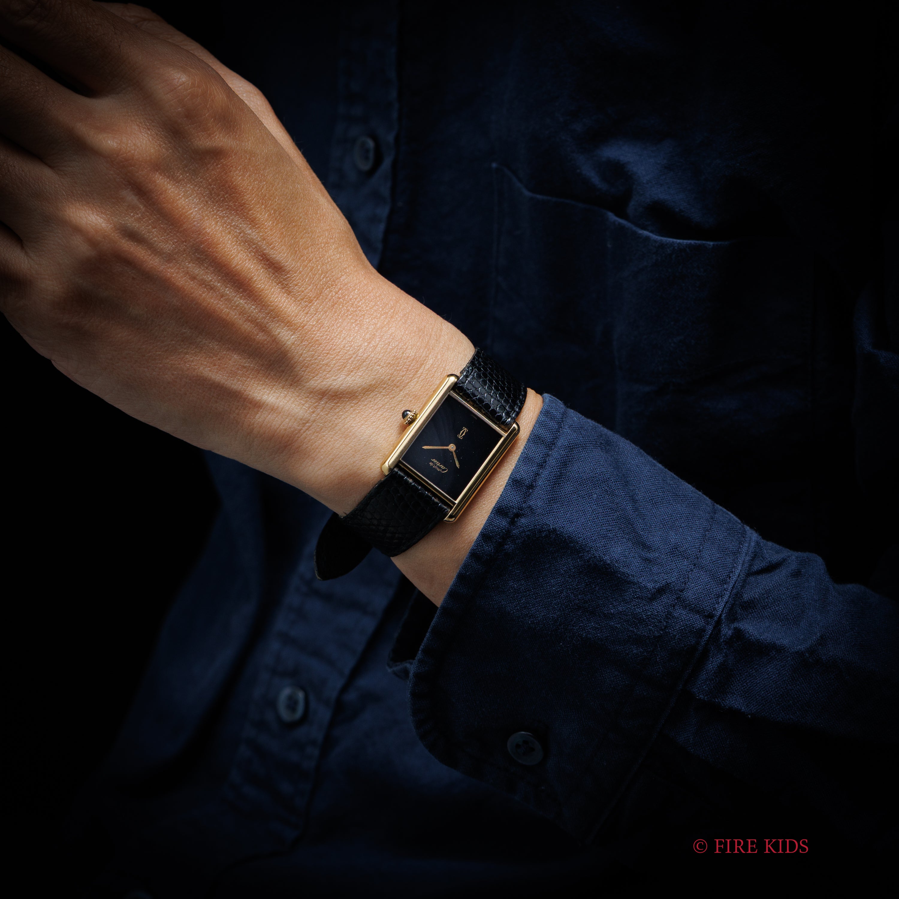 カルティエ マストタンク LMサイズ 1980年代製 ブラックダイヤル 純正尾錠付き