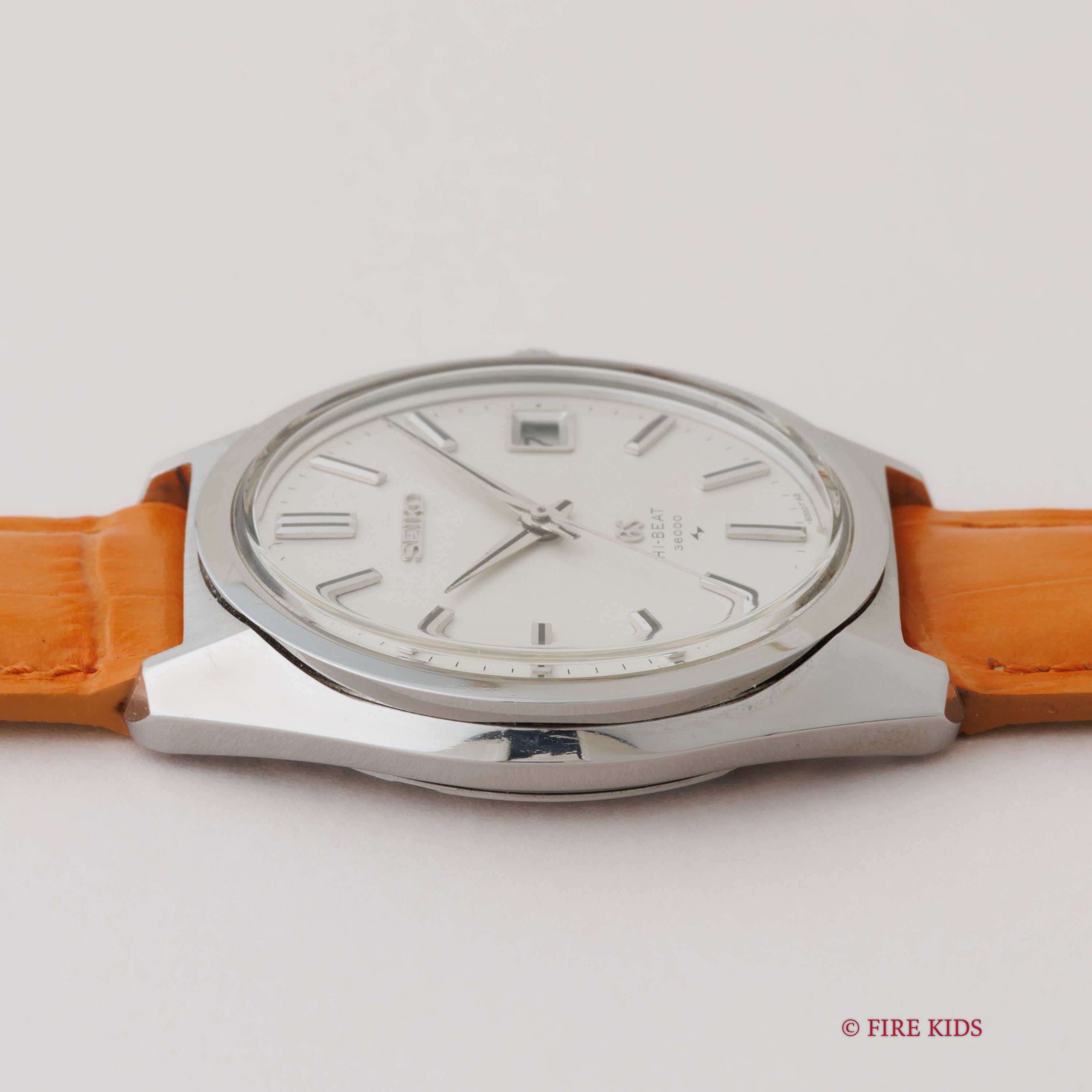 グランドセイコー1968年製 10振動手巻き 45GS Ref.4522-8000 ハイビート セイコースタイルケース