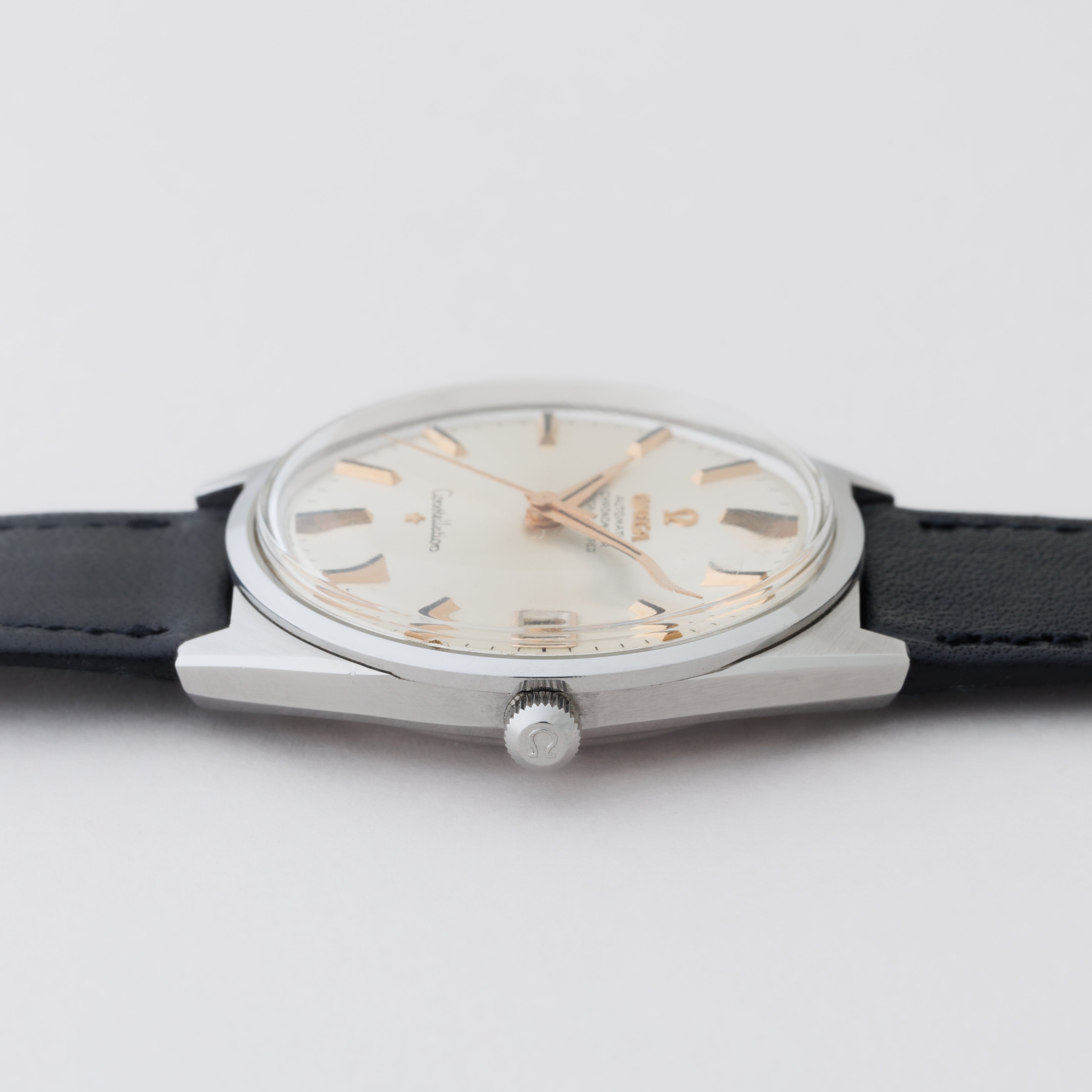 オメガ コンステレーション 1969年製 Ref.168.0015トノーケース 純正革ベルト、箱付き