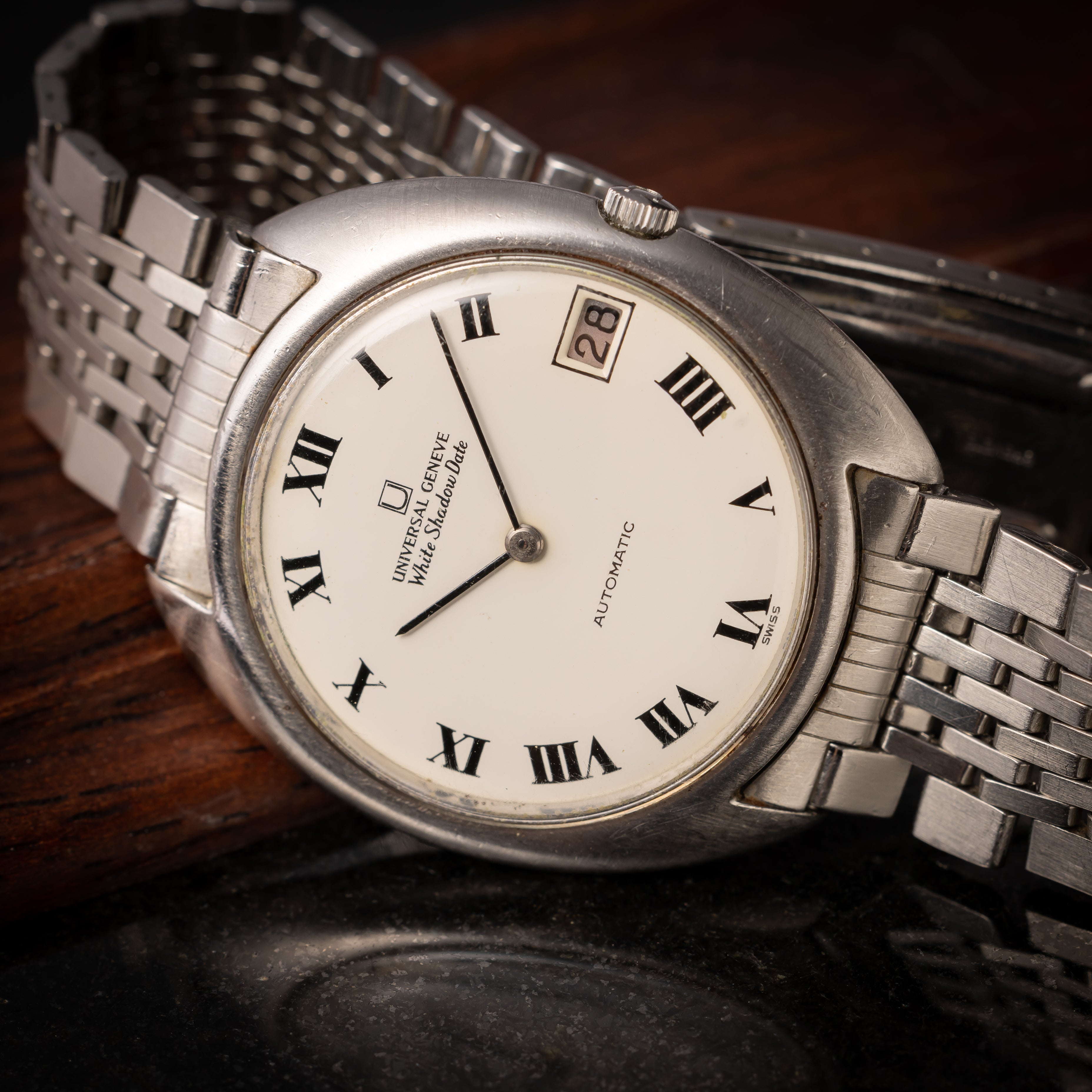 ユニバーサル ホワイトシャドウデイト オートマチック 1970年代
