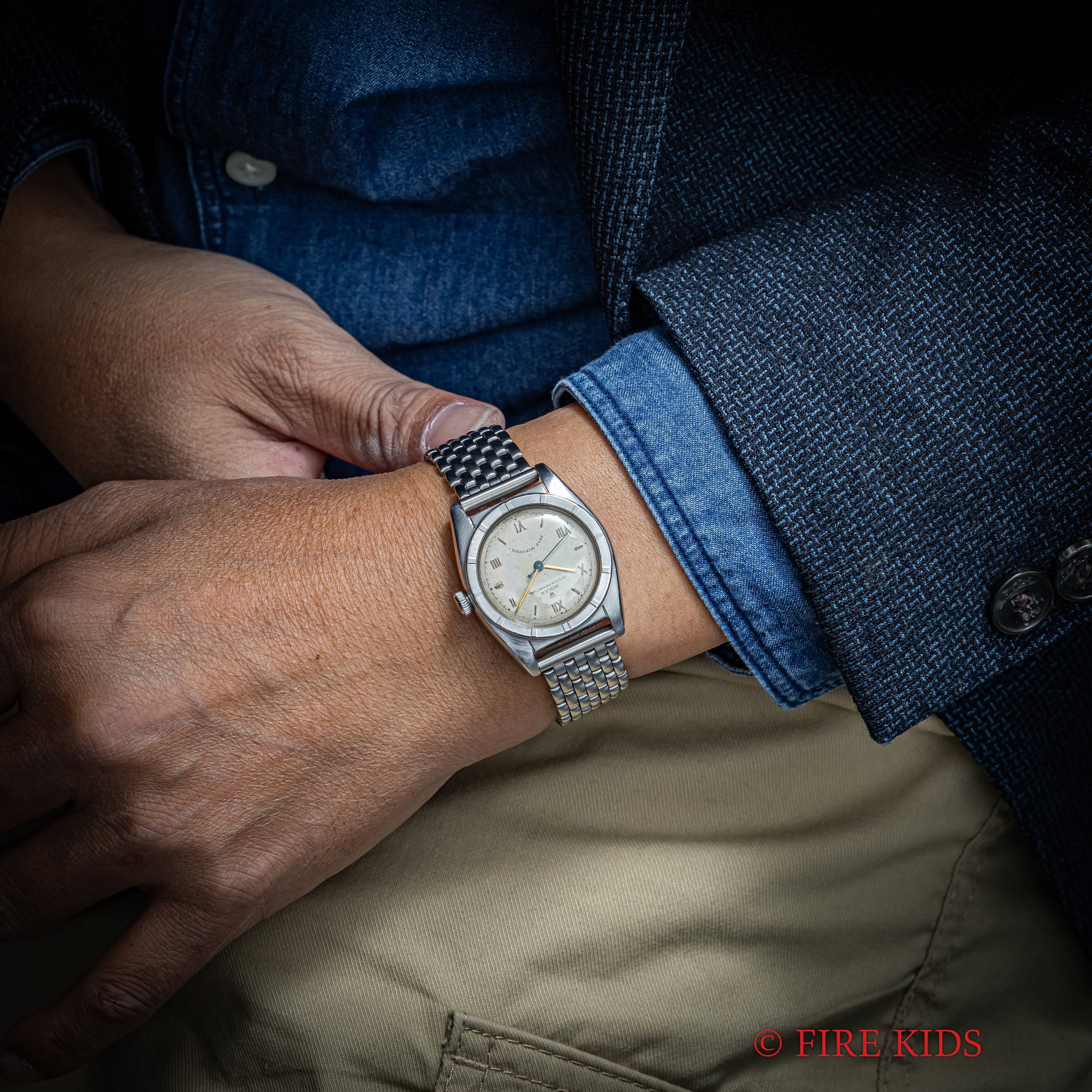 ロレックス バブルバック 1949年製 Ref.6015 自動巻 エンジンターンドベゼル 飛びローマンダイヤル 社外ライスブレス