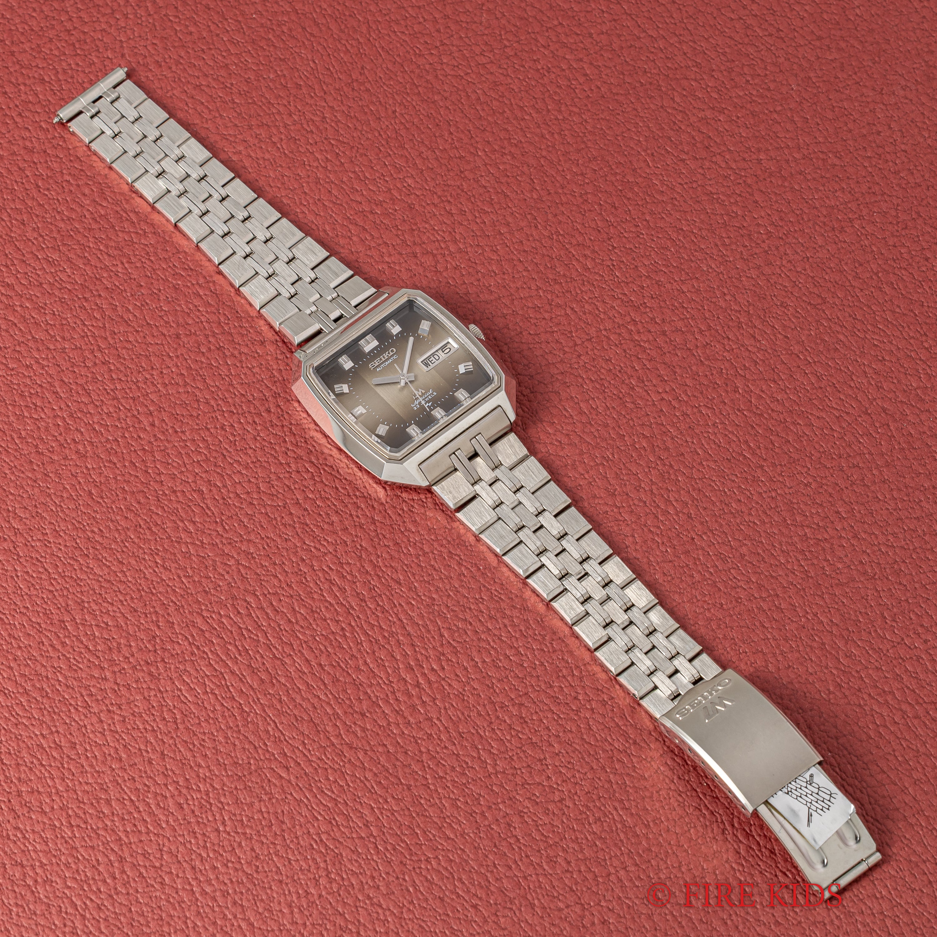 セイコー ロードマチック スペシャル 1972年製 未使用品 スクエアケース グラデーション文字盤 自動巻 純正ブレス