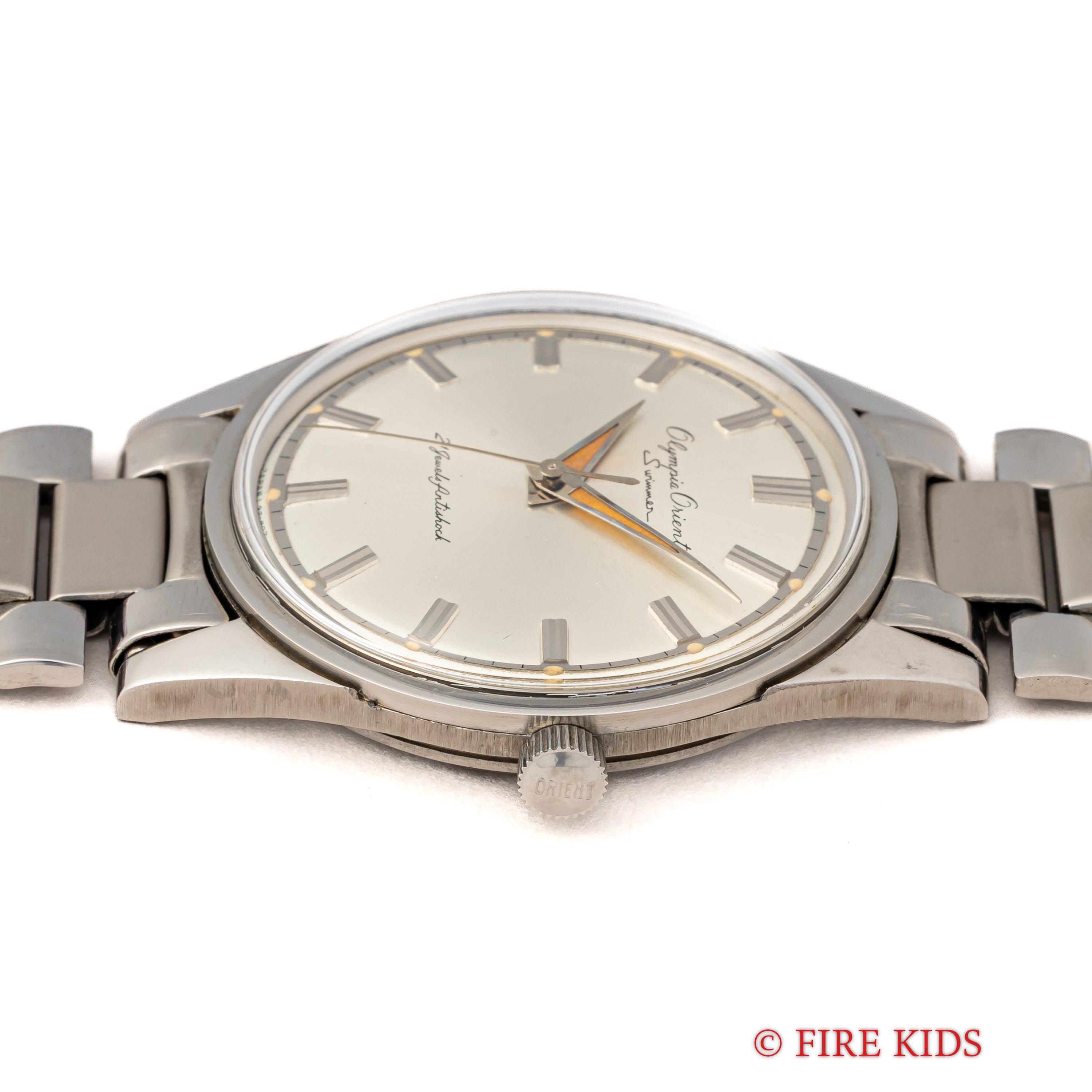 オリンピアオリエント スイマー 21石 手巻き 1960年代製 Ref.119909 フラットベゼル