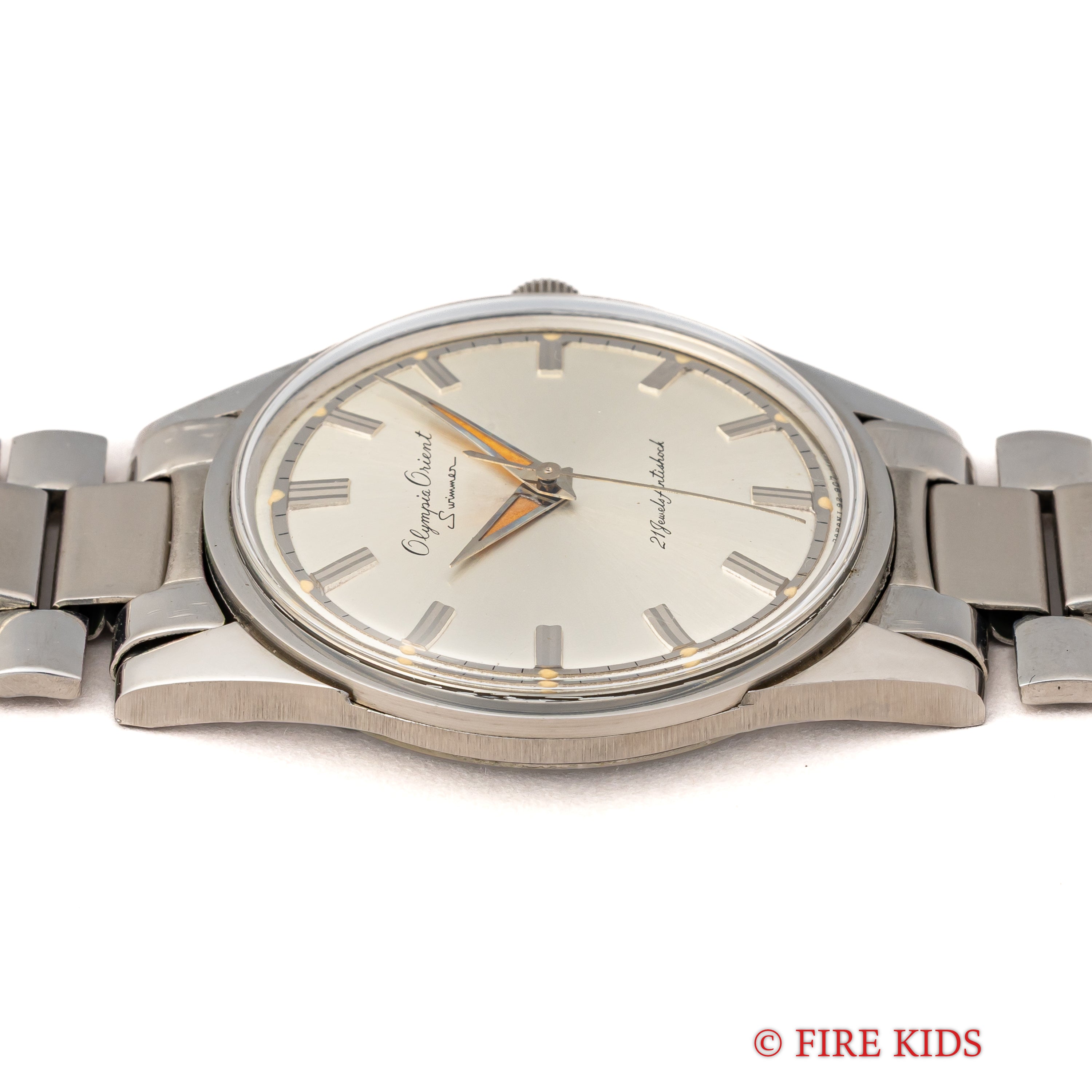 オリンピアオリエント スイマー 21石 手巻き 1960年代製 Ref.119909 フラットベゼル