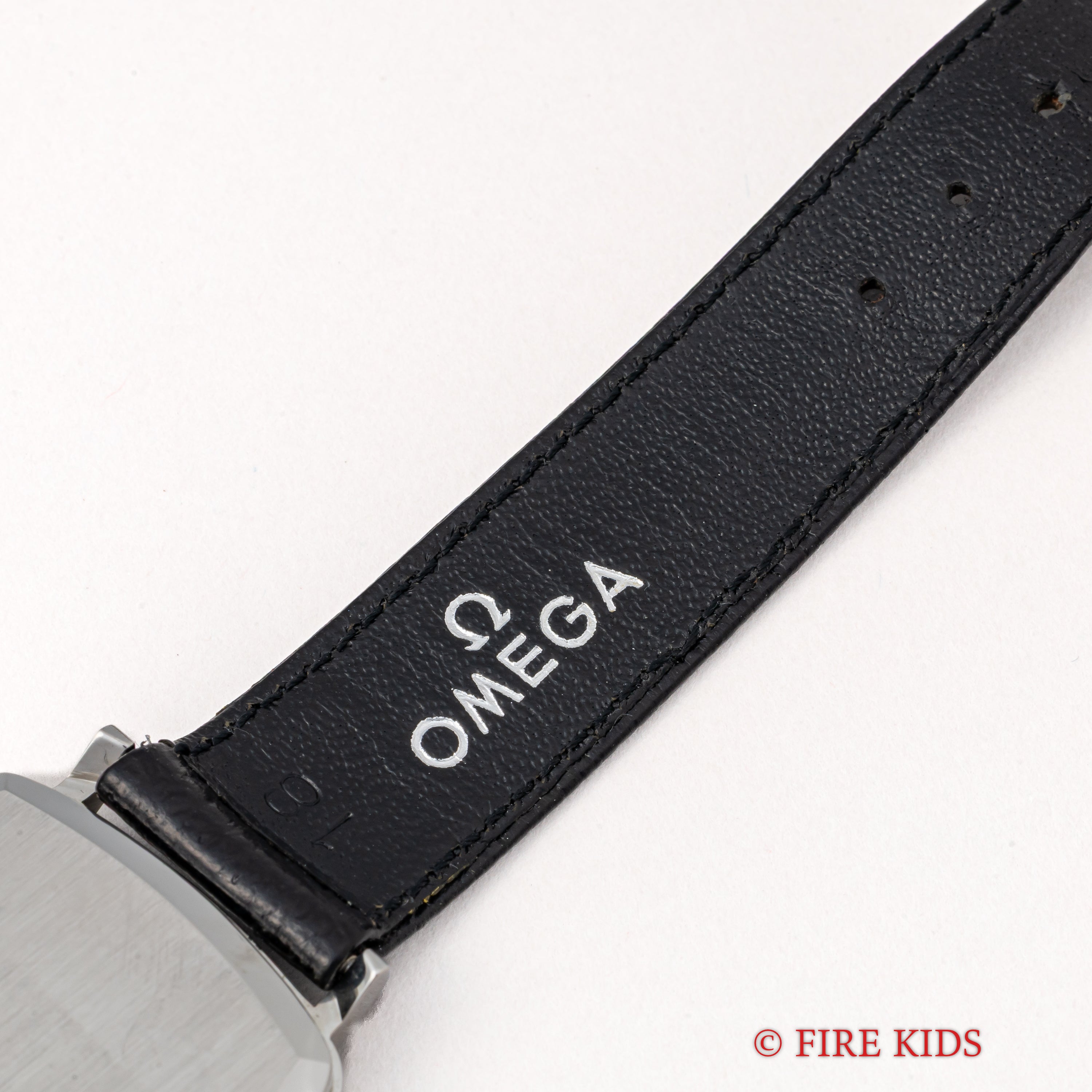 オメガ ジュネーブ 1974年製 Ref.162.0060 スクエアケース 自動巻き シルバーダイヤル