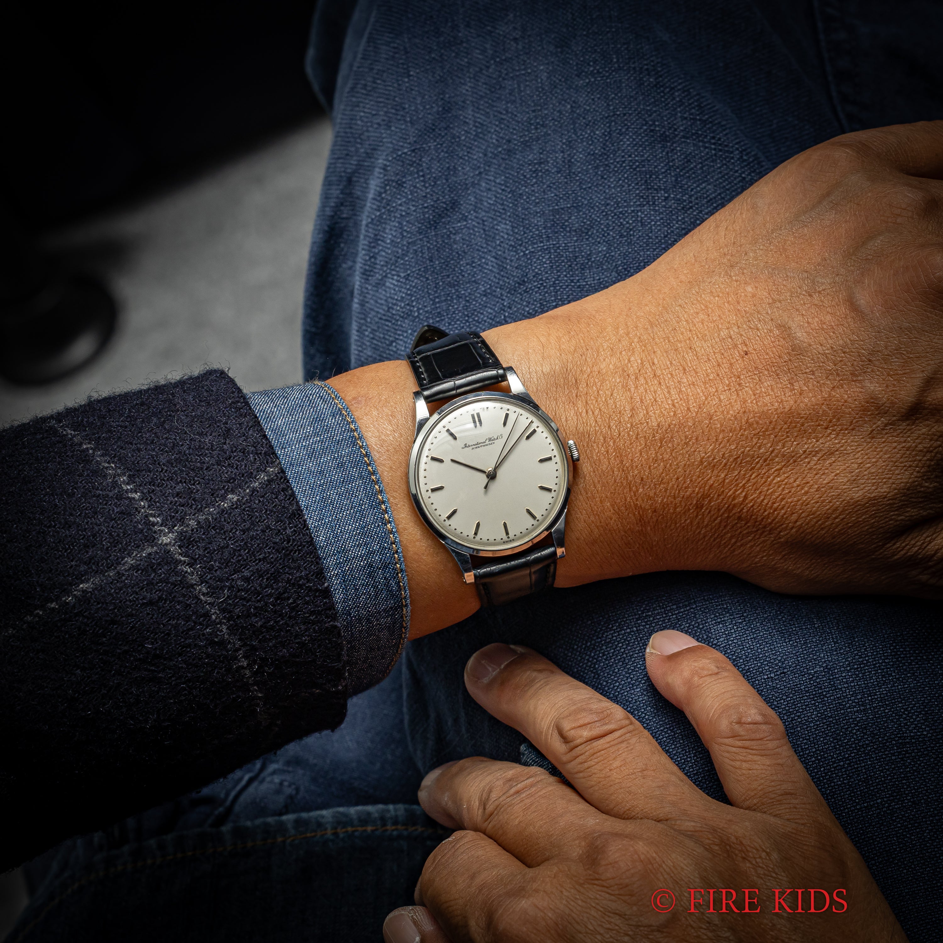 IWC ラウンドケース 1957年製 手巻き Cal.89 砲弾インデックス ビックケース