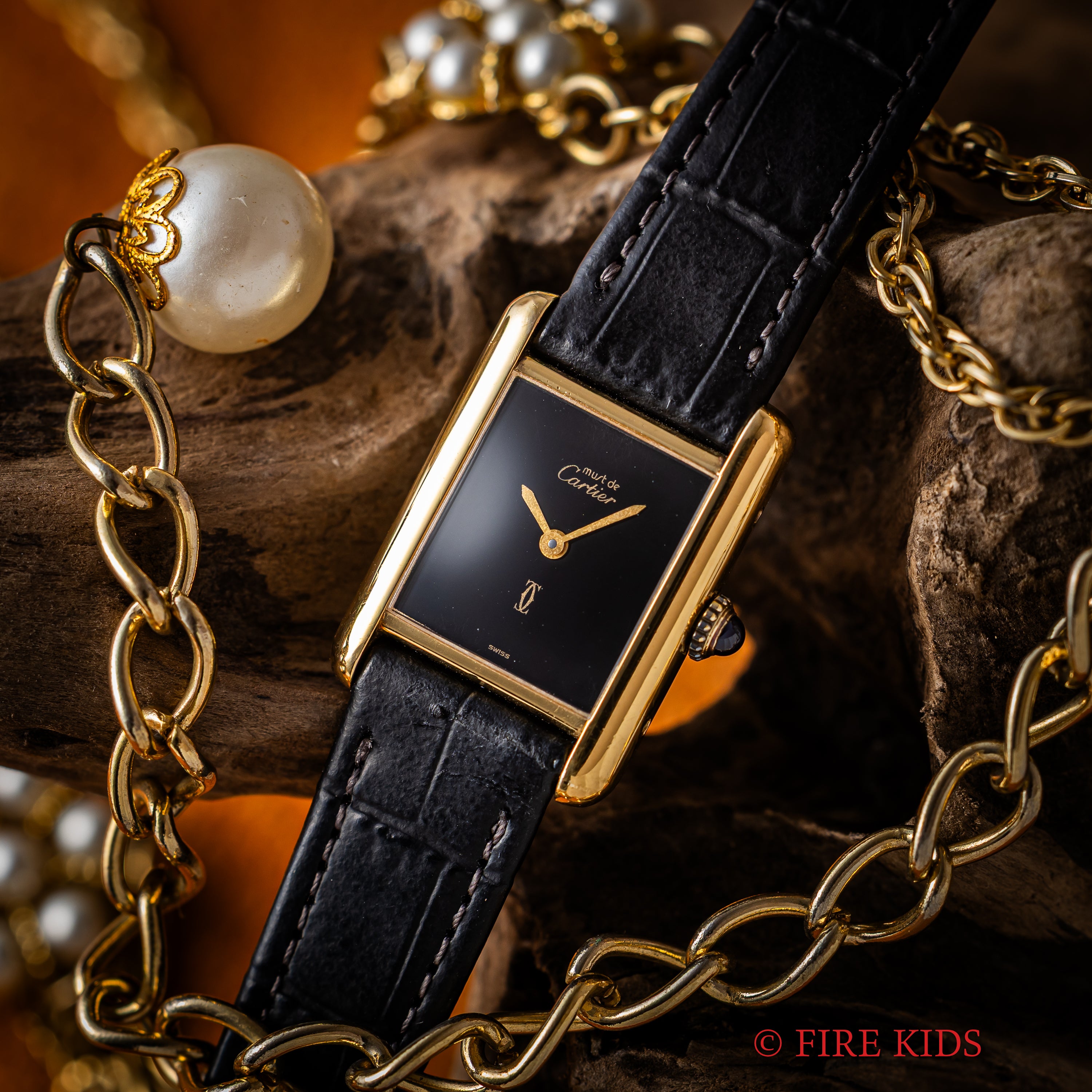 カルティエ マストタンク SMサイズ ブラックダイヤル 1980年代製 純正尾錠