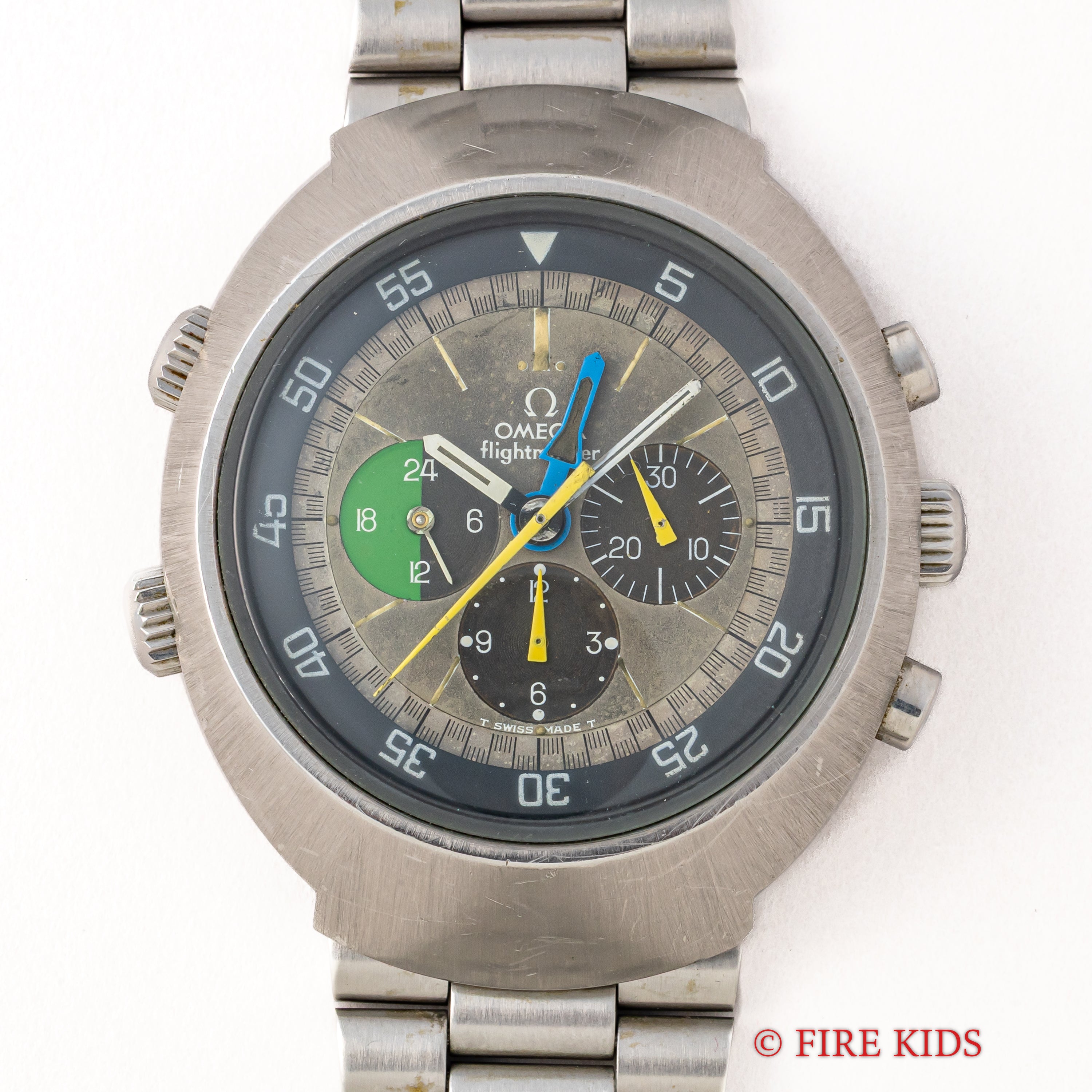 オメガ フライトマスター前期イエロー針 1971年製 Ref.145.013 手巻き Cal. 910 1972年販売ギャランティ付き
