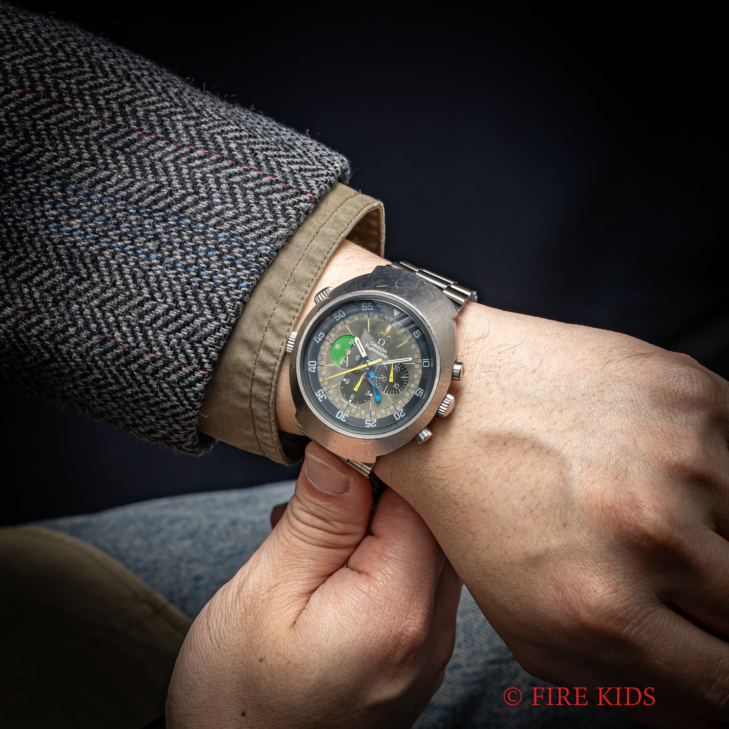 オメガ フライトマスター前期イエロー針 1971年製 Ref.145.013 手巻き Cal. 910 1972年販売ギャランティ付き