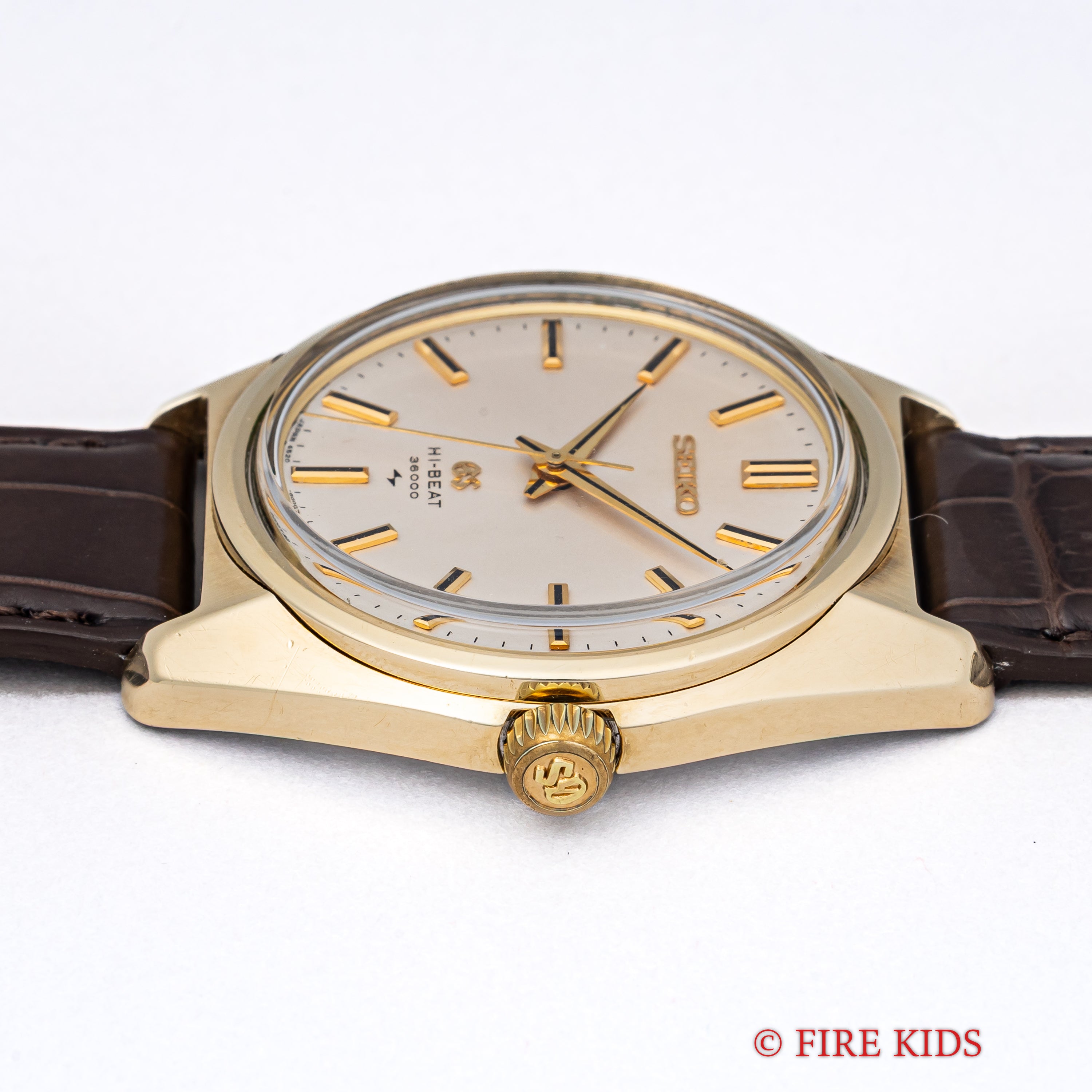 グランドセイコー 1969年製 Ref.4520-8000 CAPゴールド 45GS 10振動手巻き