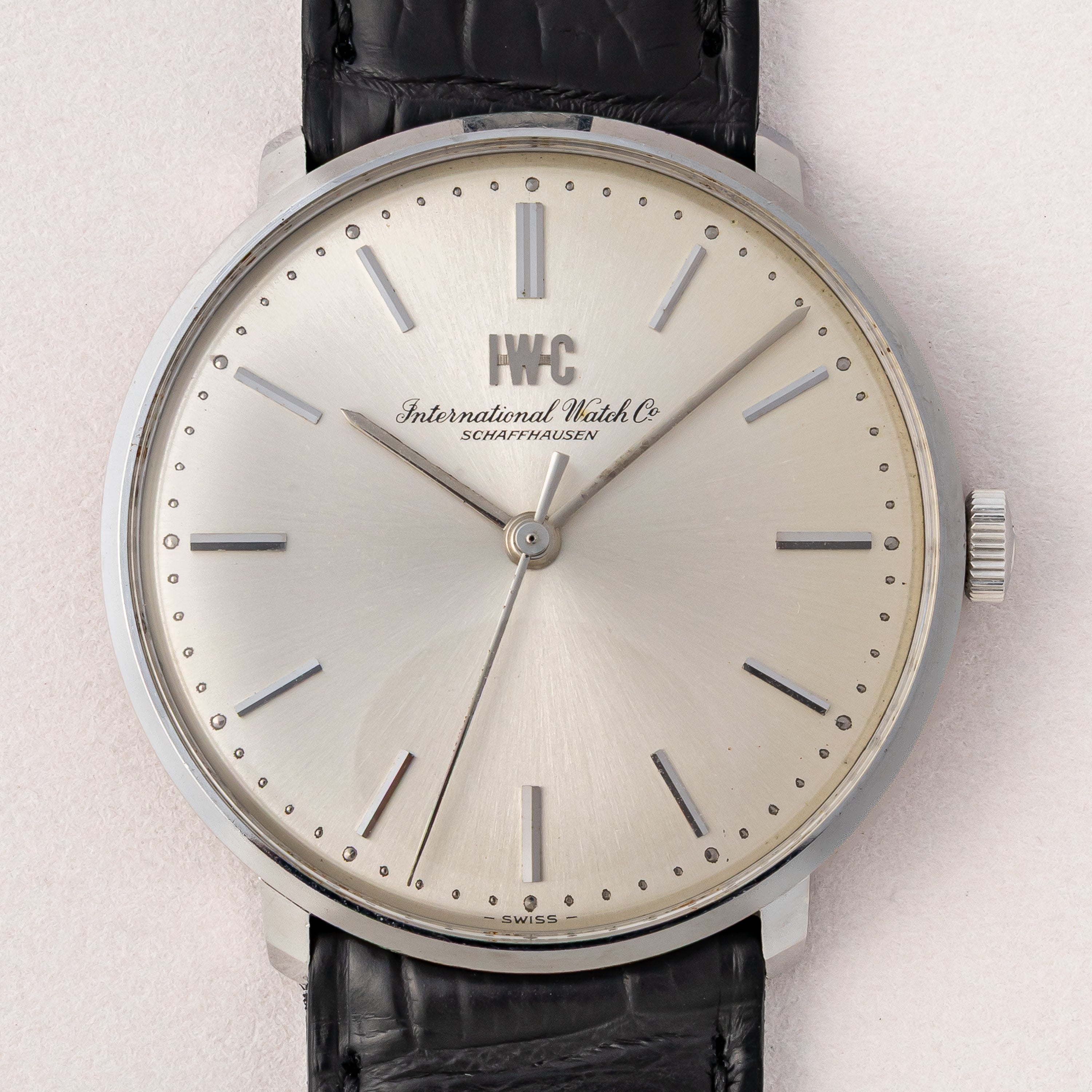 IWC ラウンドケース 1973年製 Ref.2401 Cal.403