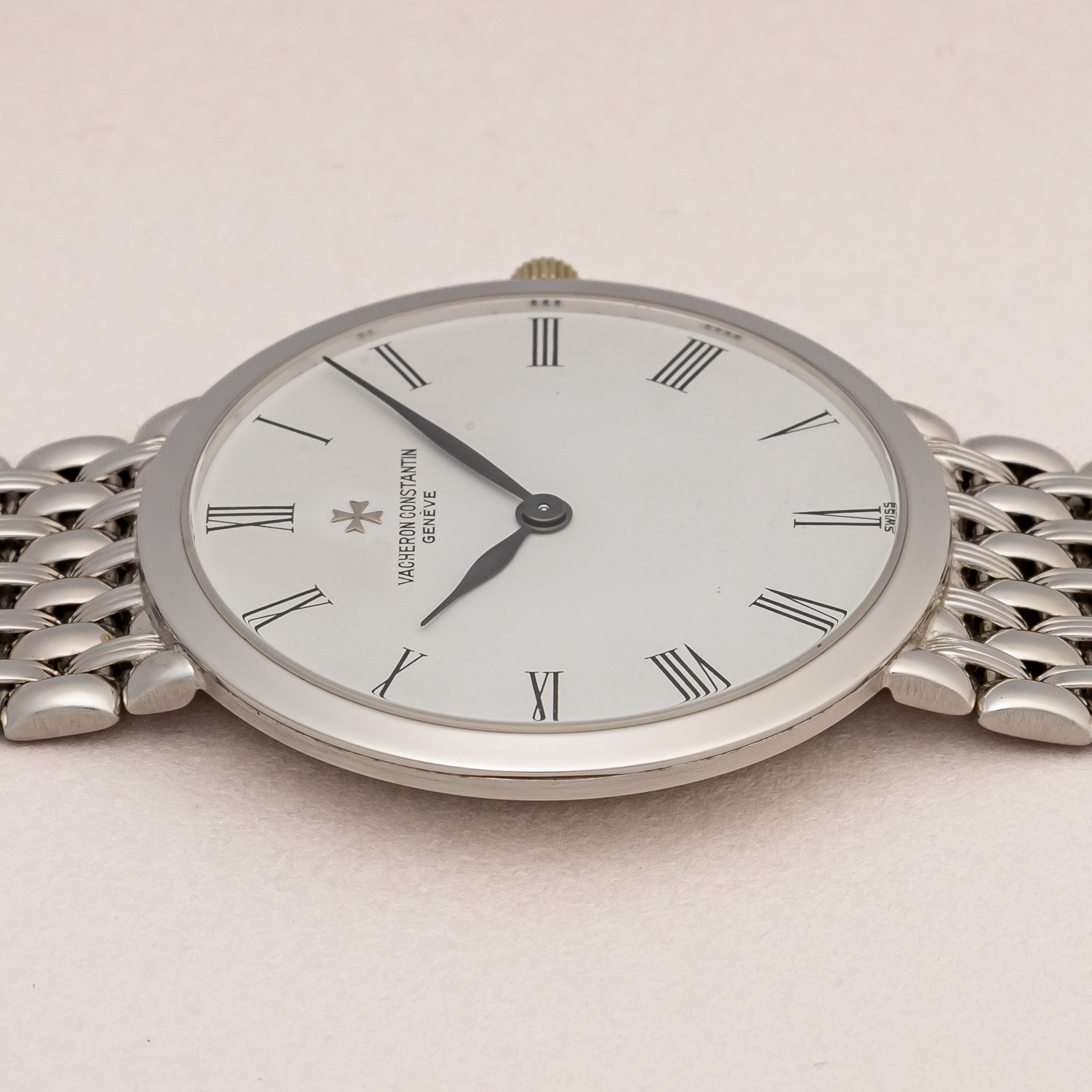 ヴァシュロン・コンスタンタン ラウンドケース 2000年代製 Ref.33093 18金ホワイトゴールド 革ケース付き