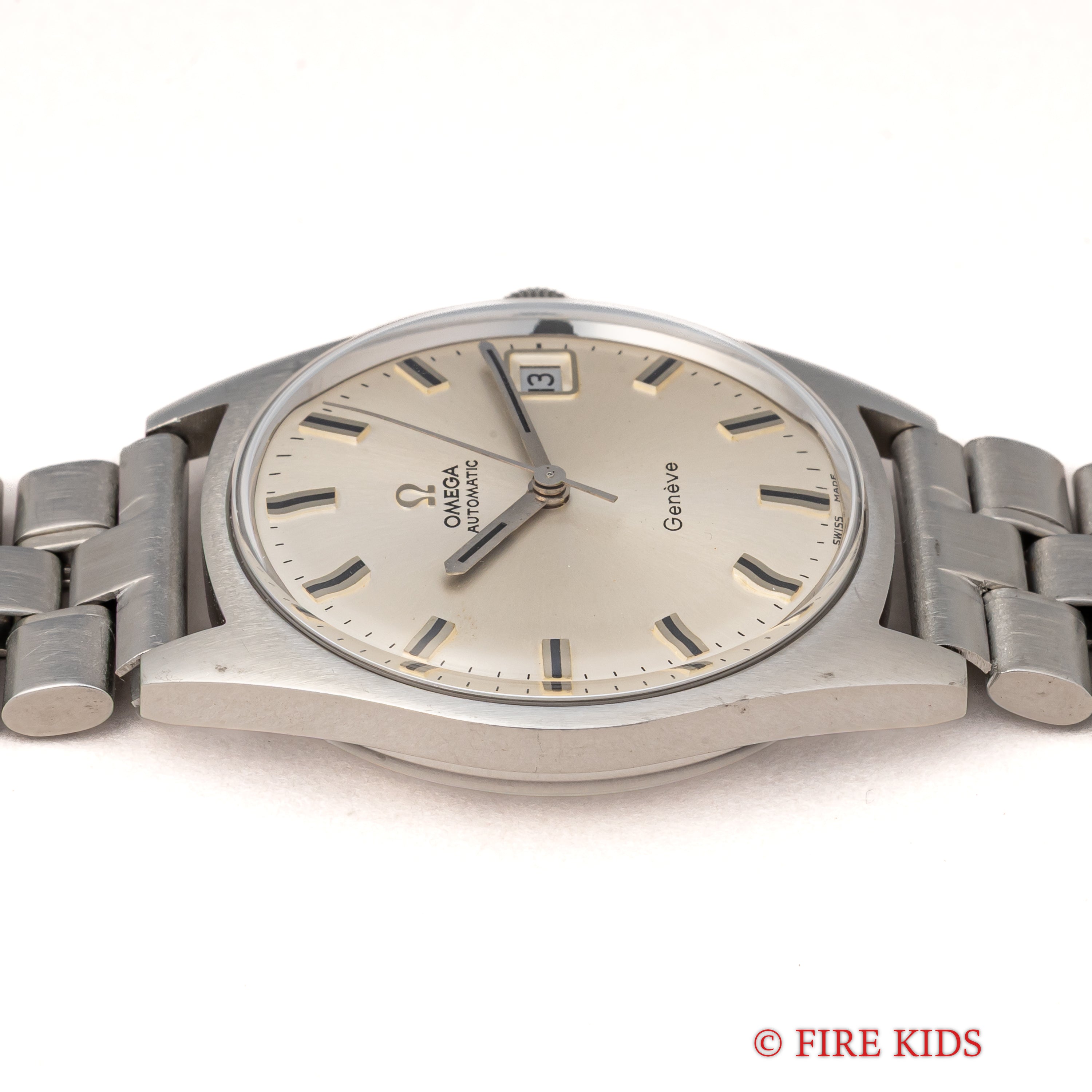 オメガ ジュネーブ 1968年製 Ref.166.041 自動巻き トノー型ケース 純正ブレス