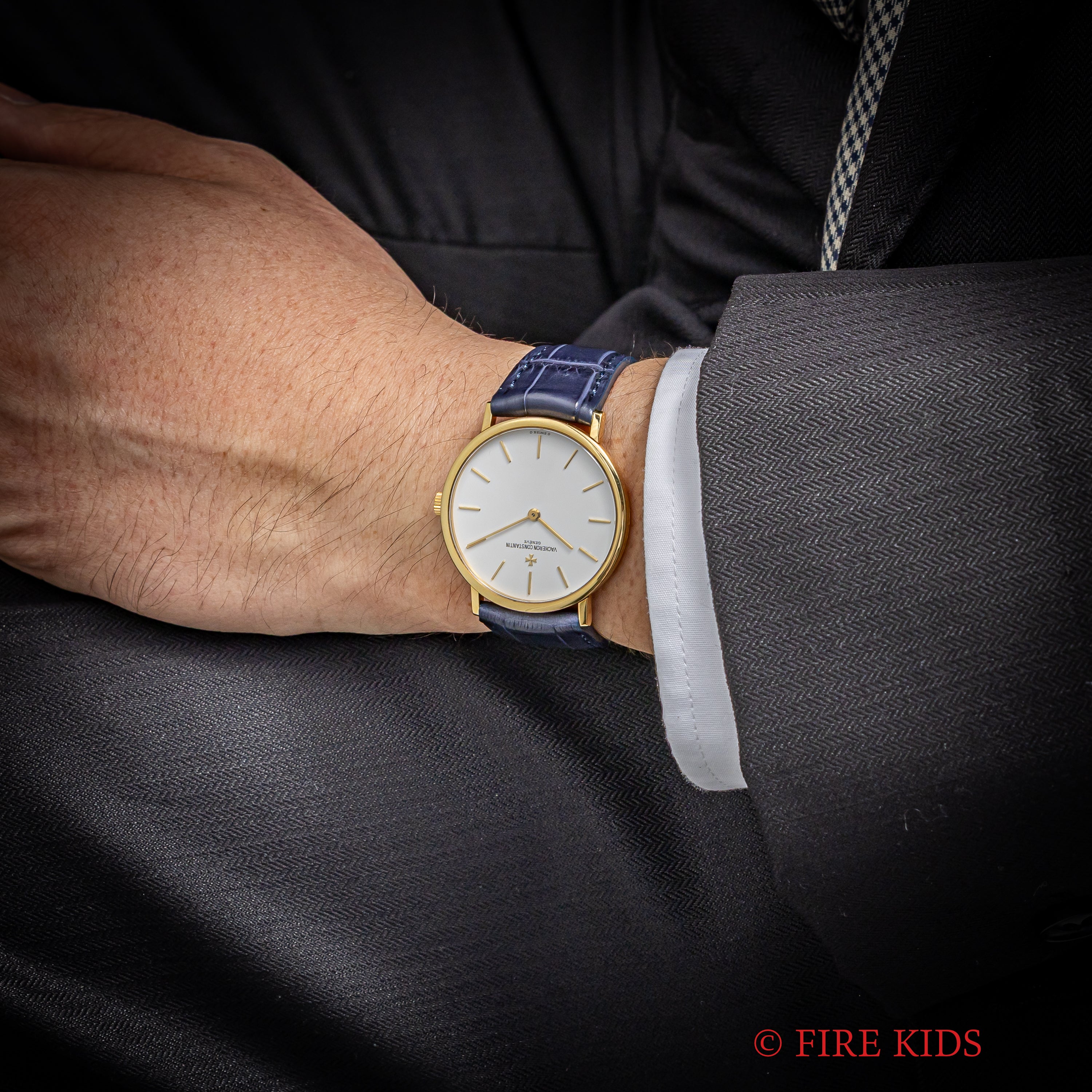 ヴァシュロン・コンスタンタン 18金無垢薄型ラウンドケース 1990年代製 手巻き Cal.1132-1 Ref.31039 純正金無垢尾錠付き