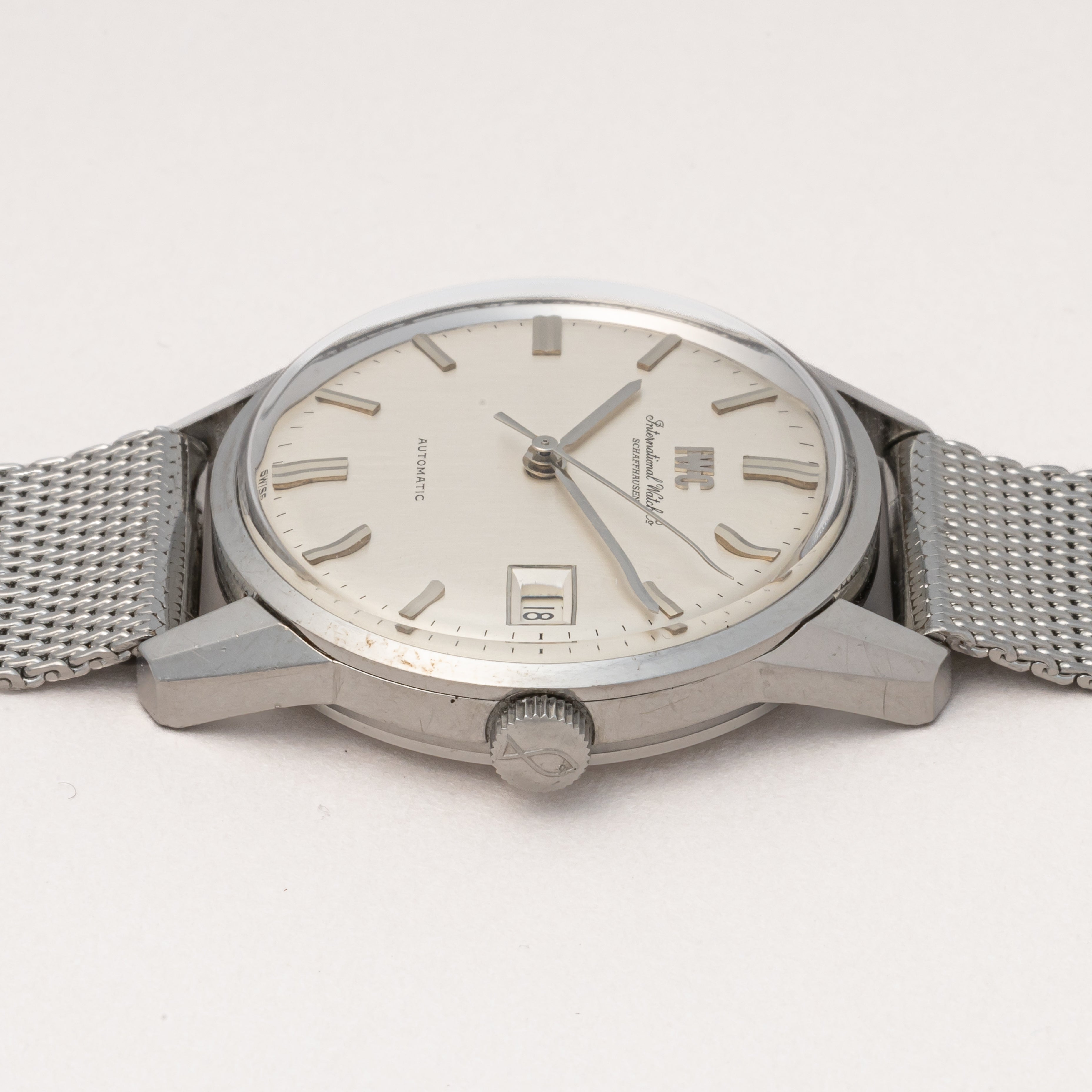 IWC ラウンドケース 1970年製/昭和45年製 Ref.R810AD 純正メッシュブレス付き