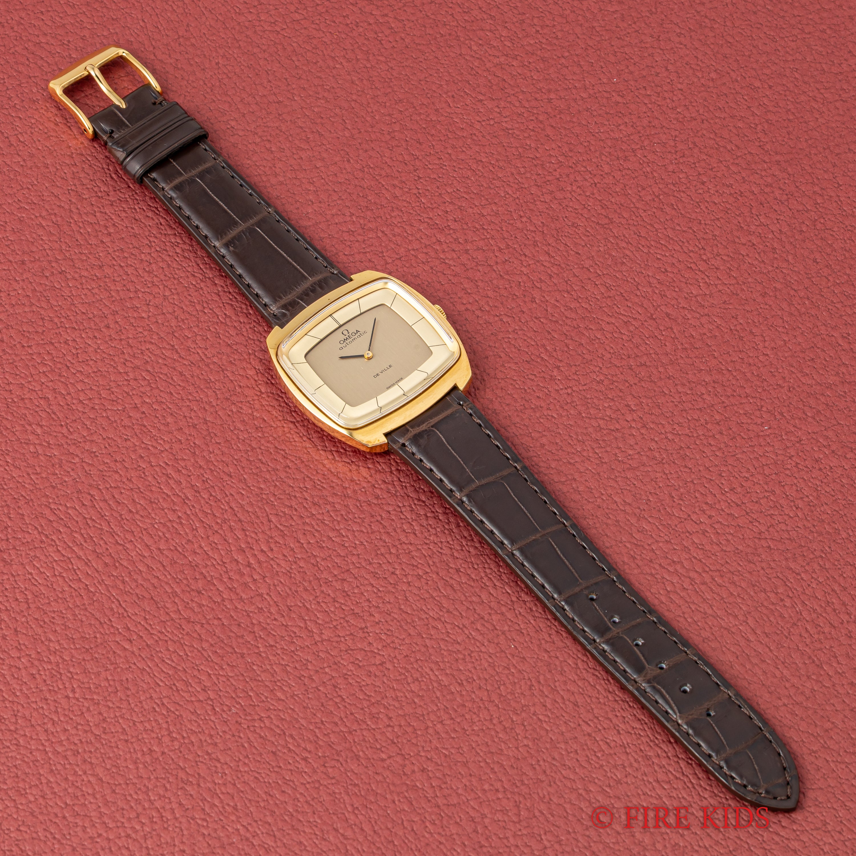 オメガ デ・ヴィル TVスクリーン 1972年製 Ref.1510051 金張り 箱、タグ付き