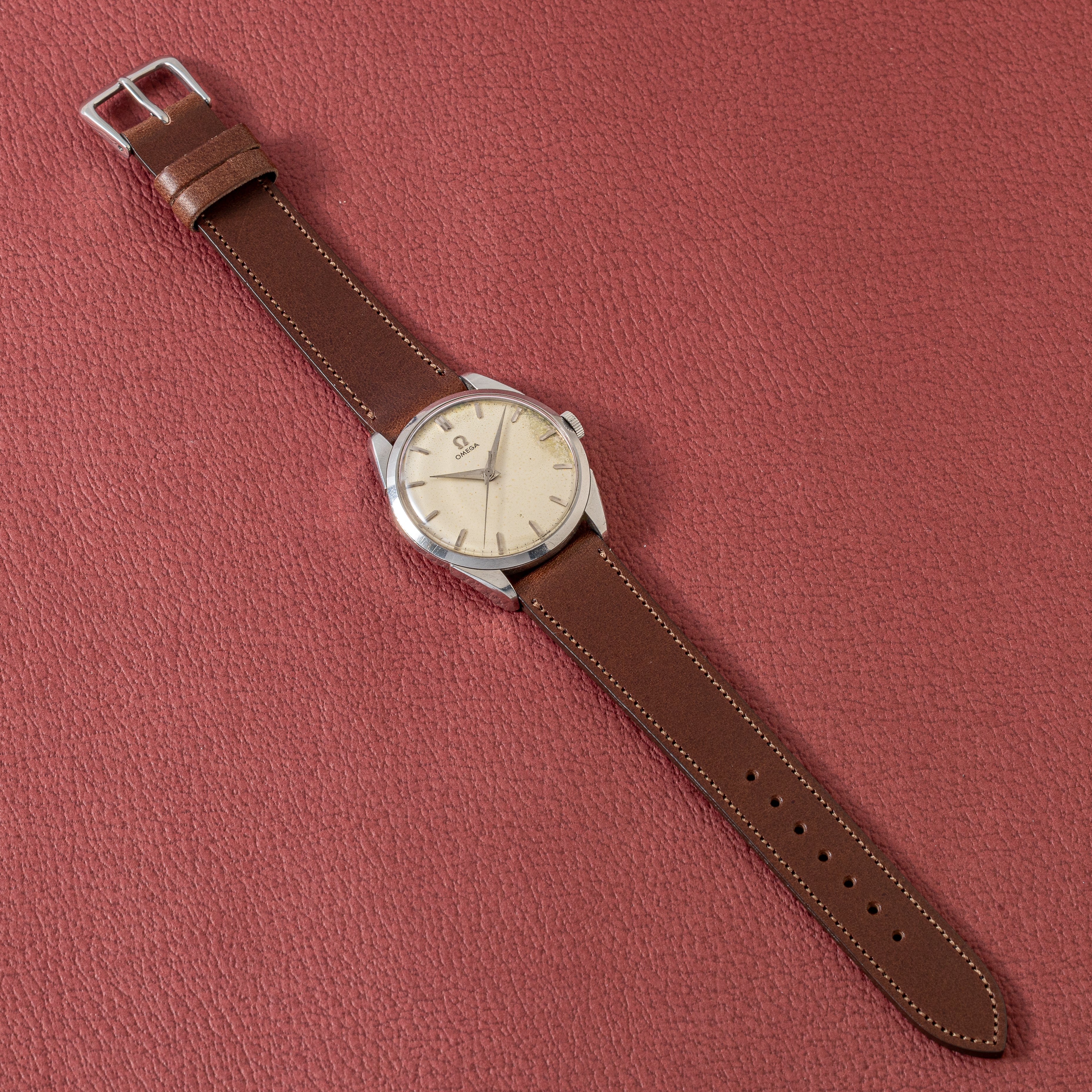 オメガ 30mmキャリバー 1958年製 Ref.2910-8SC 手巻き Cal.284