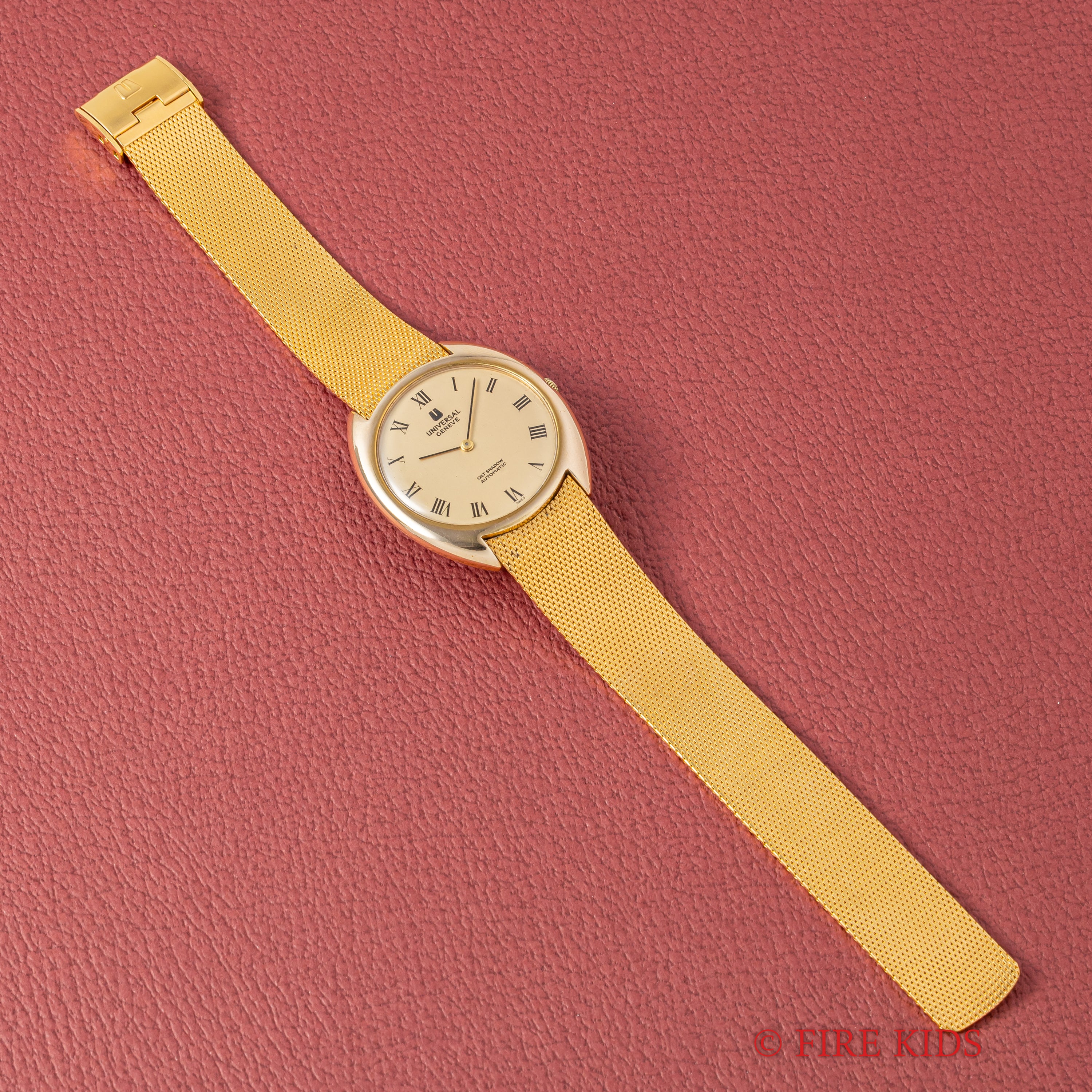 ユニバーサル・ジュネーブ ギルドシャドウ マイクロローター自動巻き Cal.2‐66 1970年代製 純正メッシュブレス