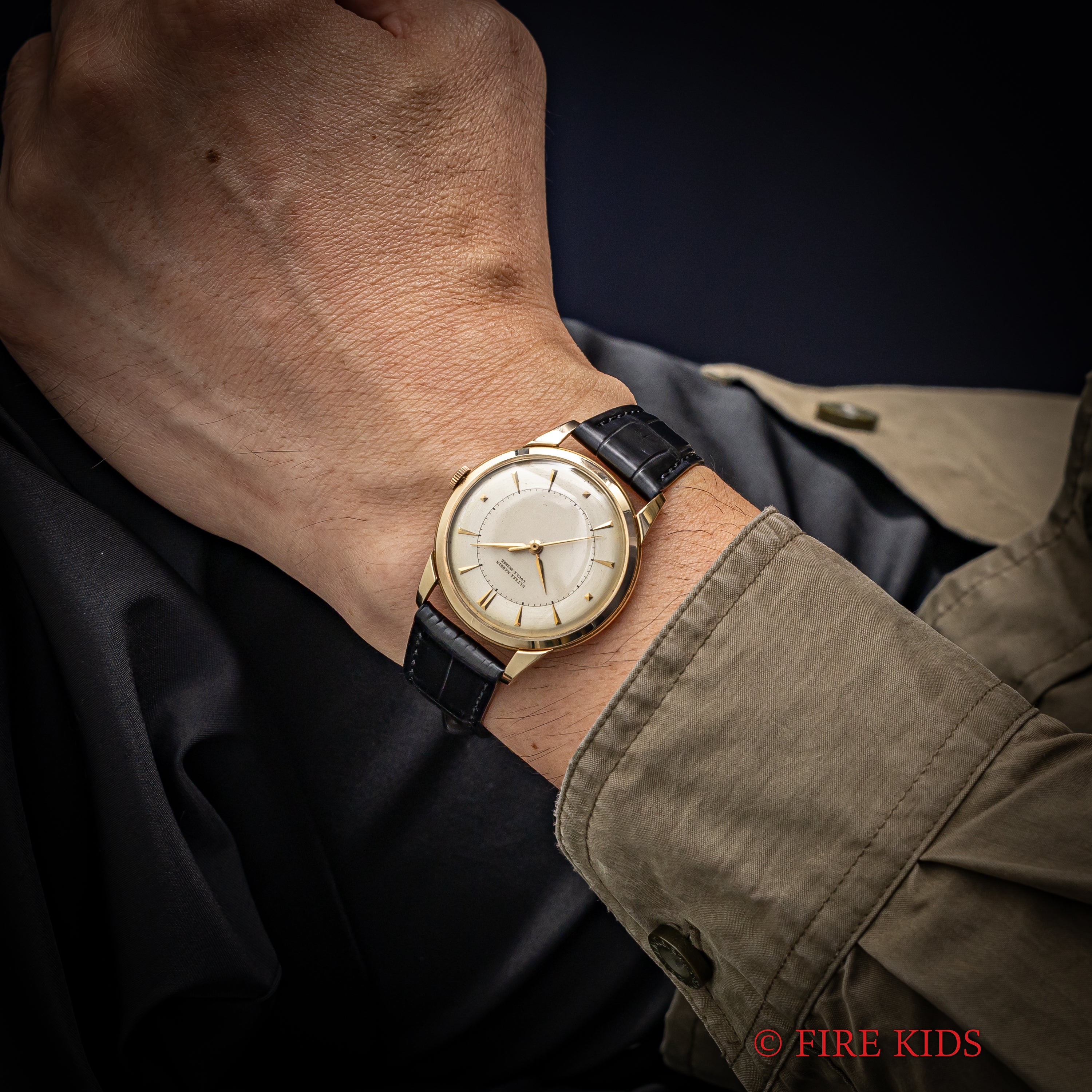 ユリスナルダン 14金無垢イエローゴールドケース 1950年代製 手巻 Cal.531 センターセコンド