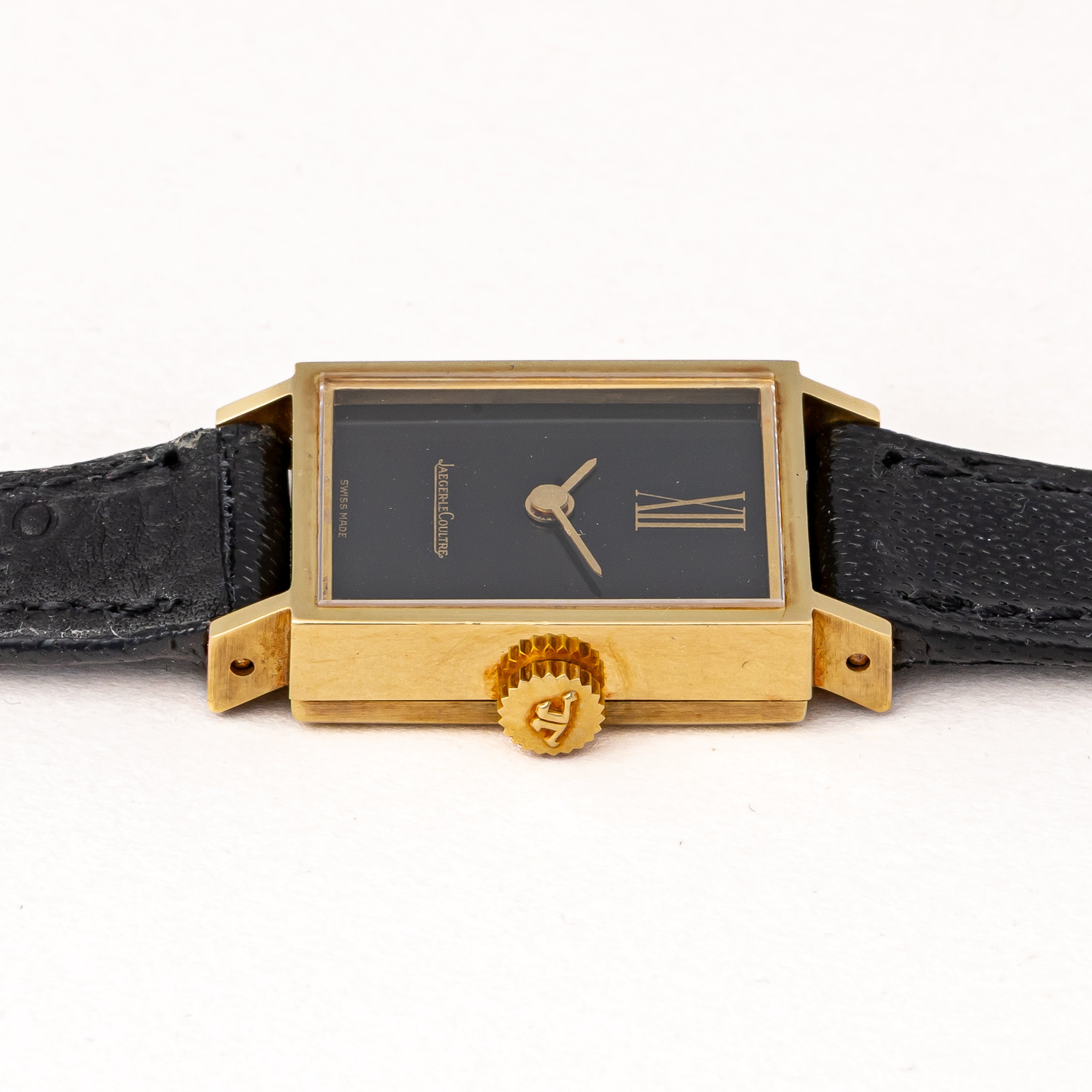 ジャガールクルト 18金無垢スクエアケース ブラックローマン 純正尾錠付き レディース 手巻き