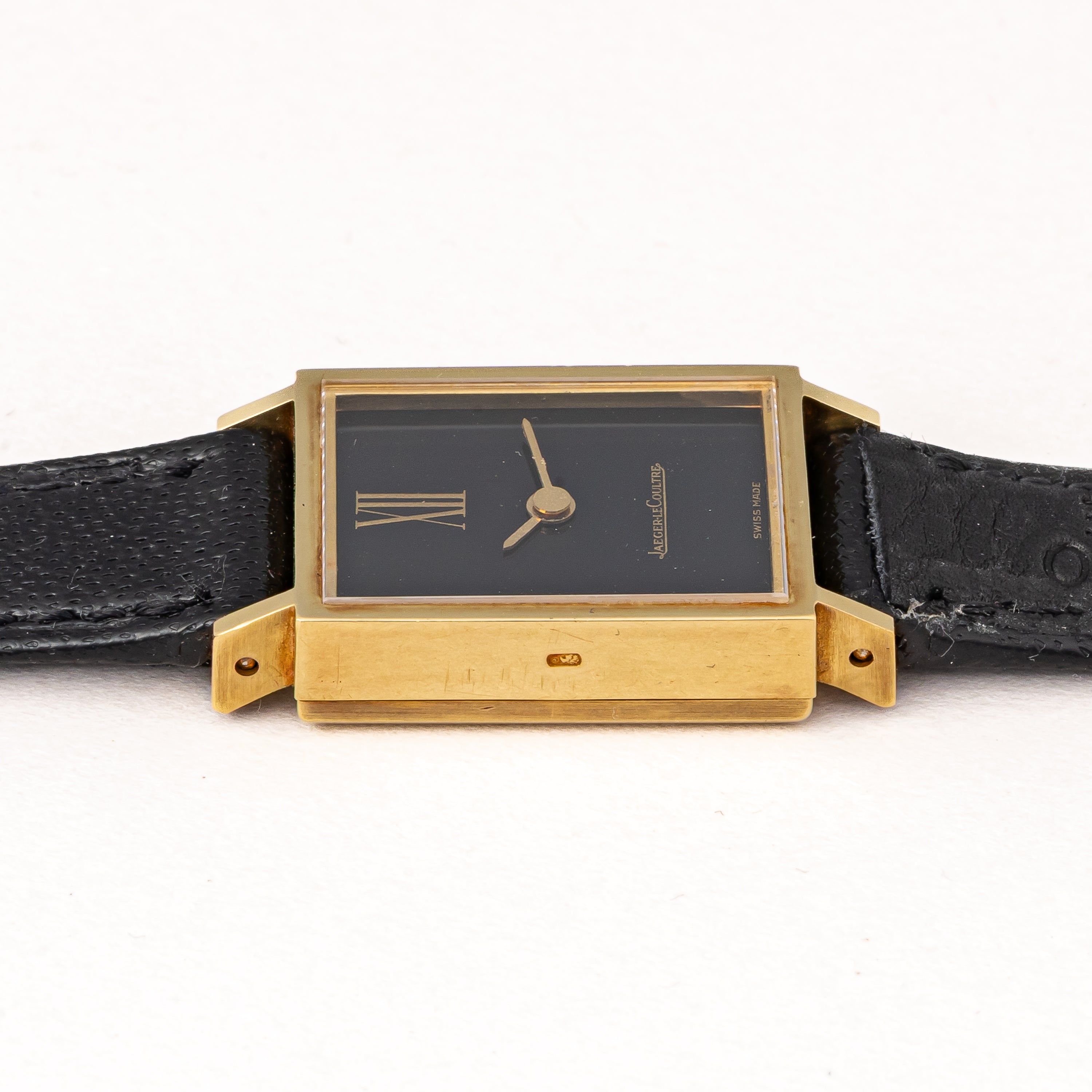 ジャガールクルト 18金無垢スクエアケース ブラックローマン 純正尾錠付き レディース 手巻き
