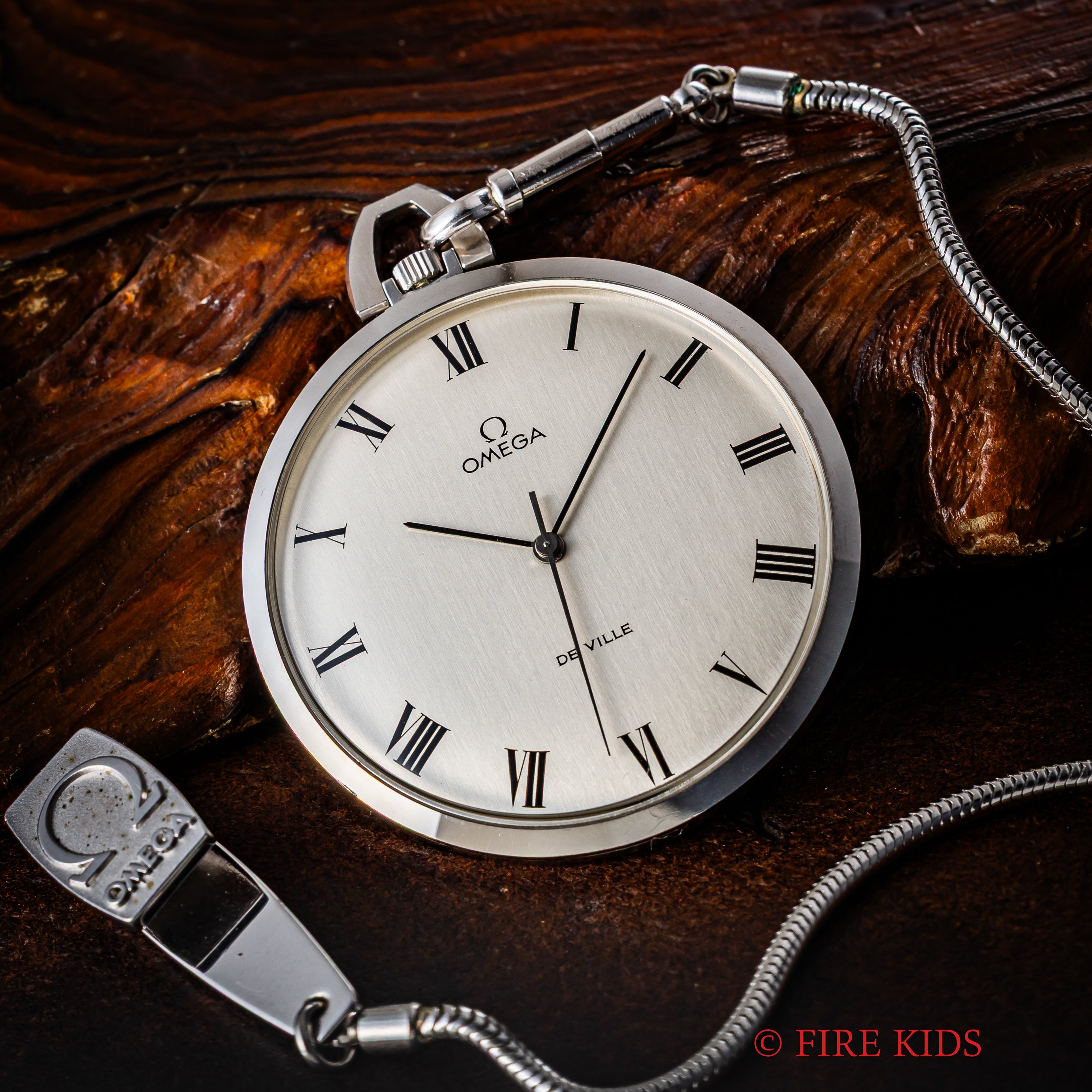 オメガ 懐中時計 デ・ヴィル 1970年製(昭和45年製)Ref.131.1714 手巻 Cal.601 純正チェーン付