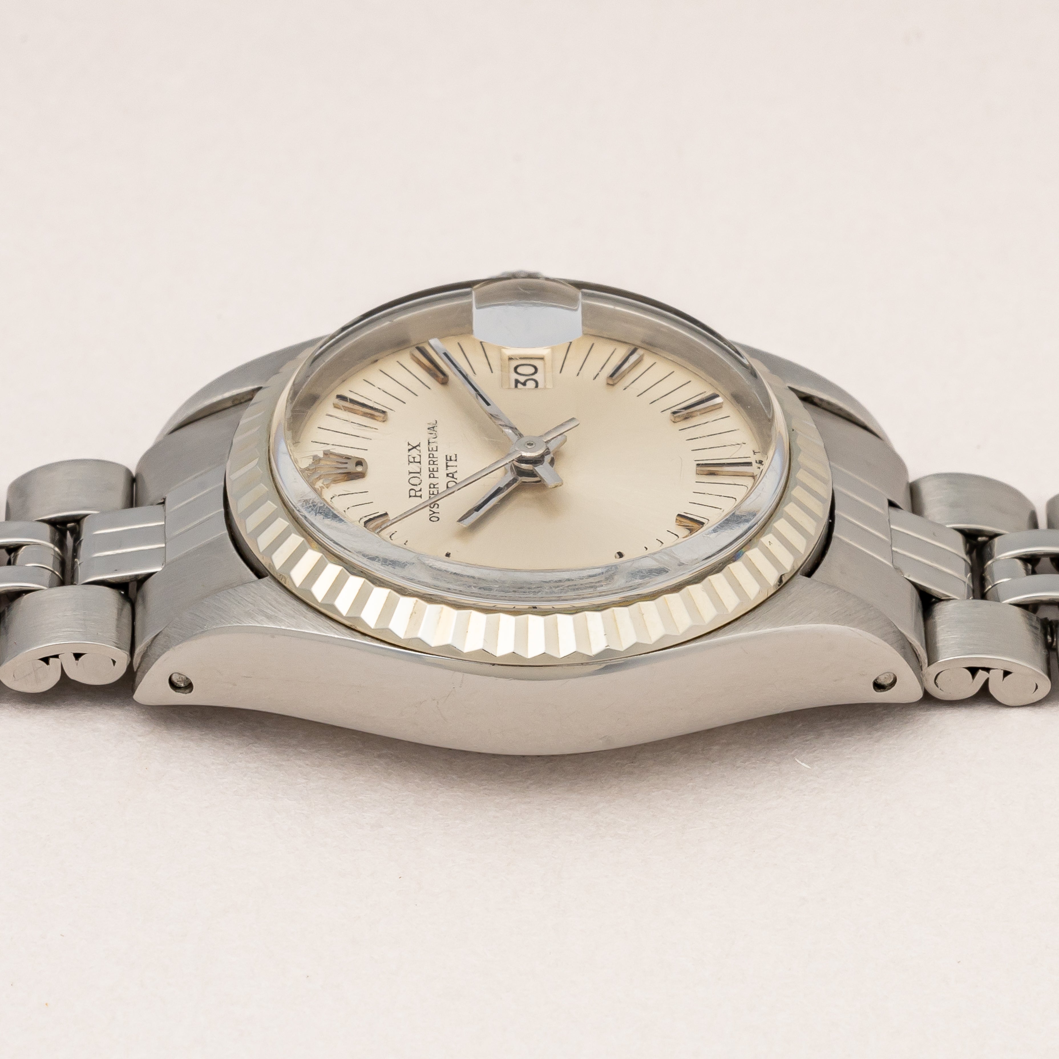 ロレックス レディース オイスターパーペチュアルデイト 1971年~1972年製 Ref.6917 ラジアルダイヤル