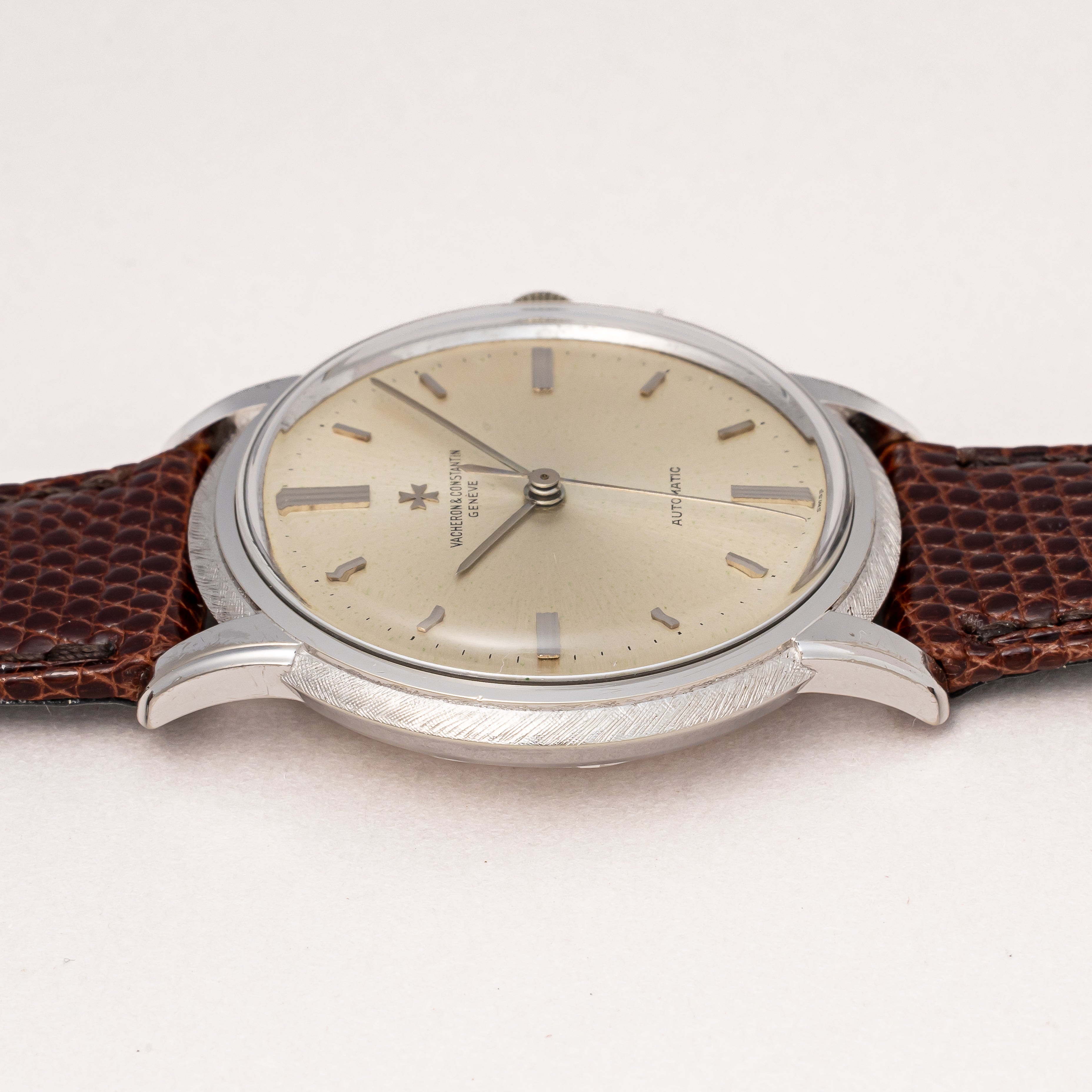 ヴァシュロン・コンスタンタン ラウンドケース 18金無垢 Ref.63940 1960年代後半製 純正尾錠付き