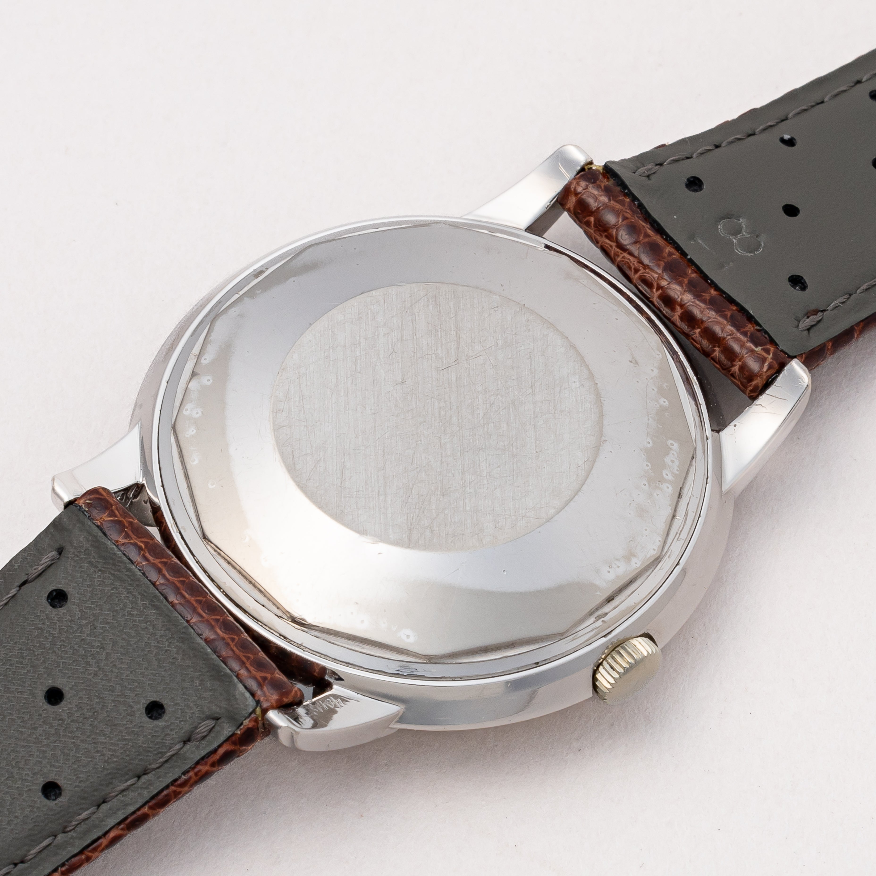 ヴァシュロン・コンスタンタン ラウンドケース 18金無垢 Ref.63940 1960年代後半製 純正尾錠付き