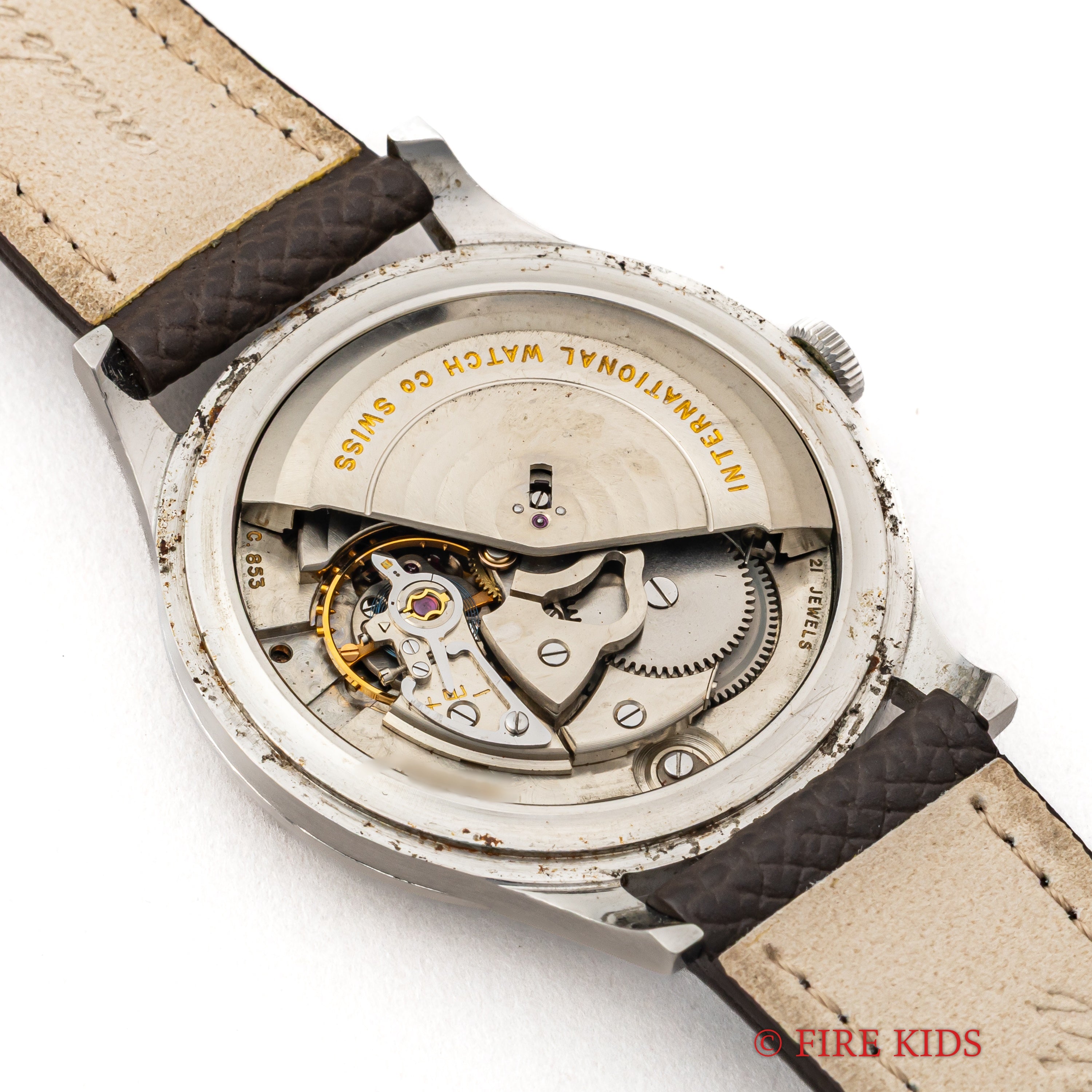 IWC 36㎜ジャンボケース ペラトン式ノンデイト自動巻 1965年製 Cal.853 お魚リューズ