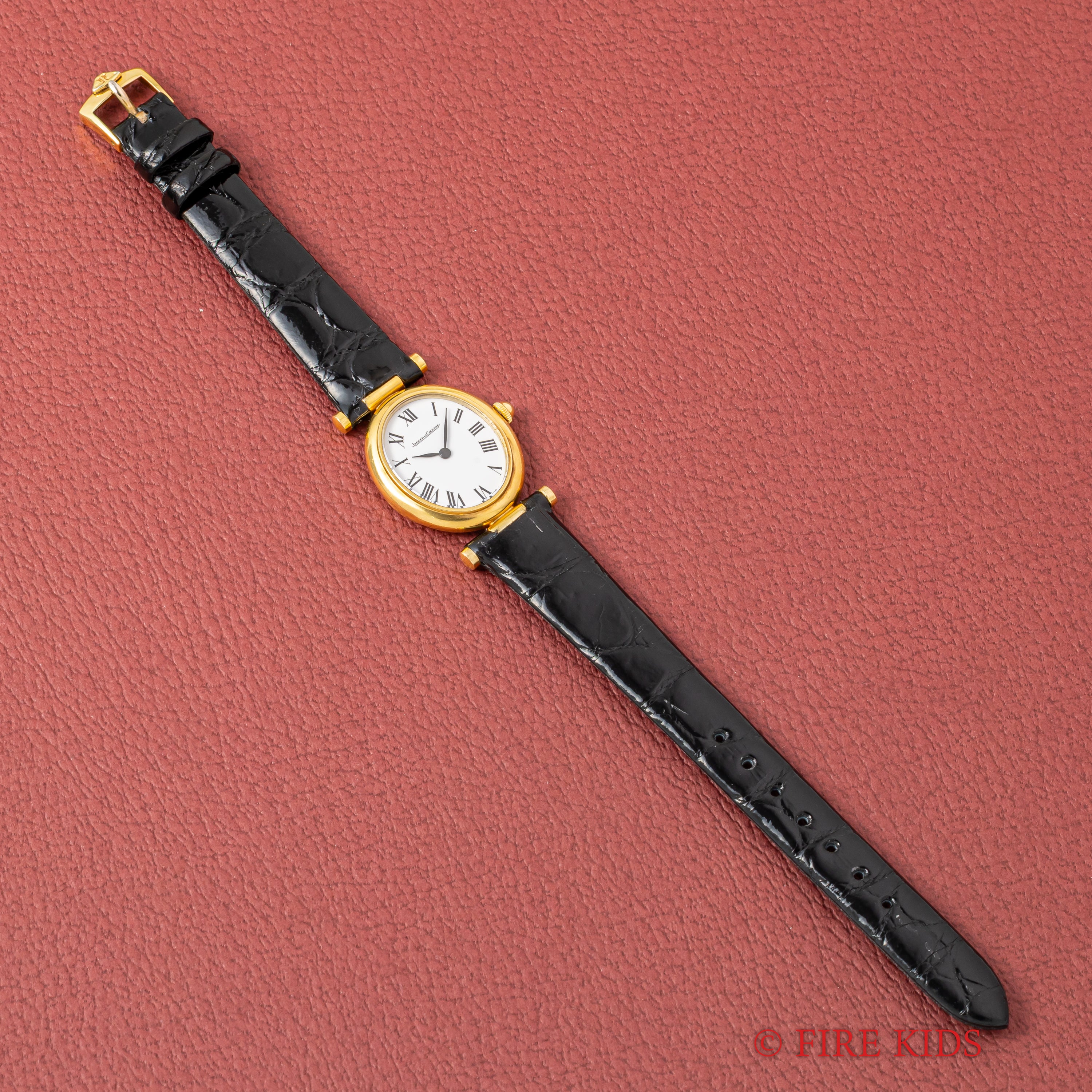 ジャガールクルト レディース オーバル型 ホワイトローマン 18金無垢 1970年代製 Ref.9218.21 手巻き