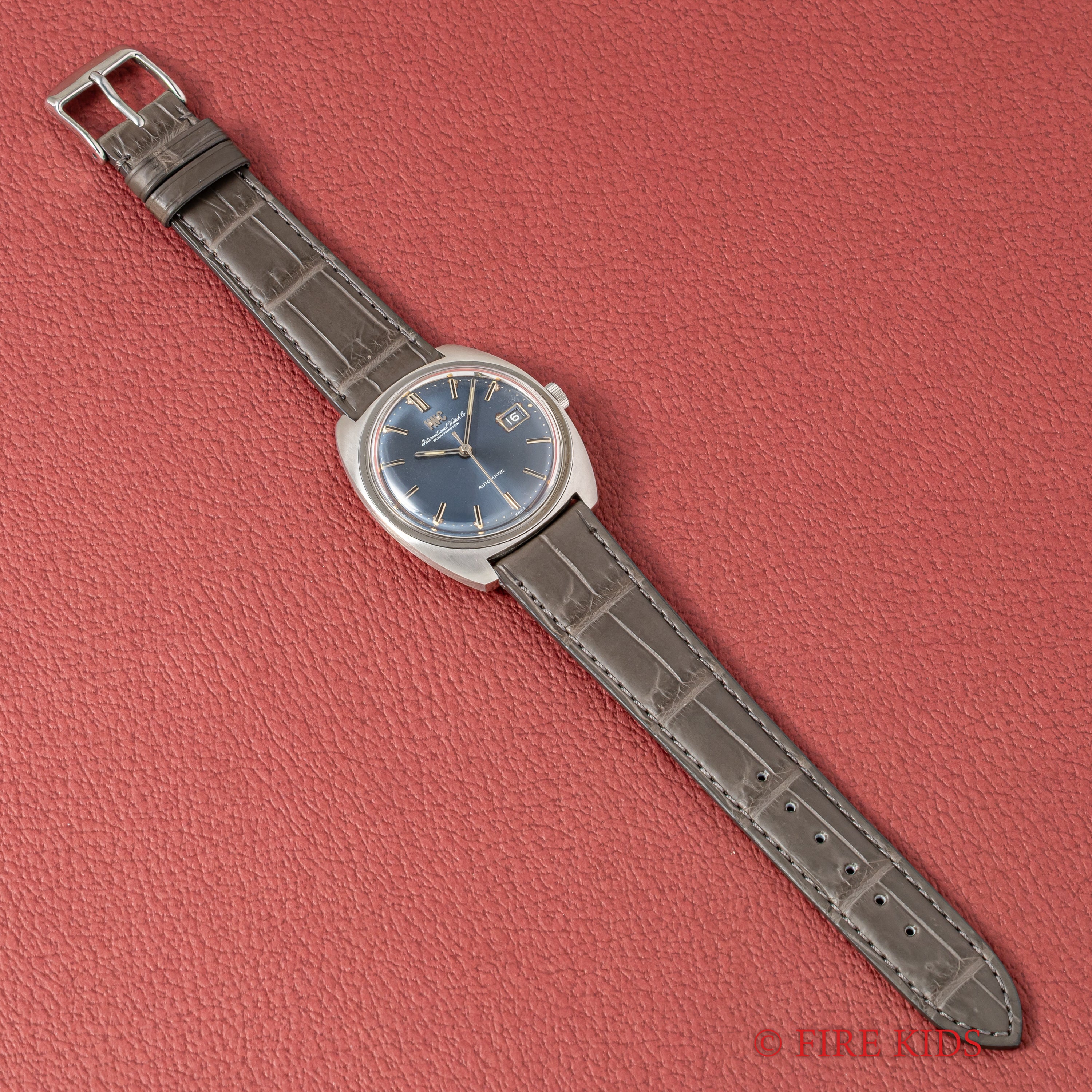 IWC ブルーダイヤル 1972年製 Ref.819AD ペラトン式自動巻 Cal.8541B