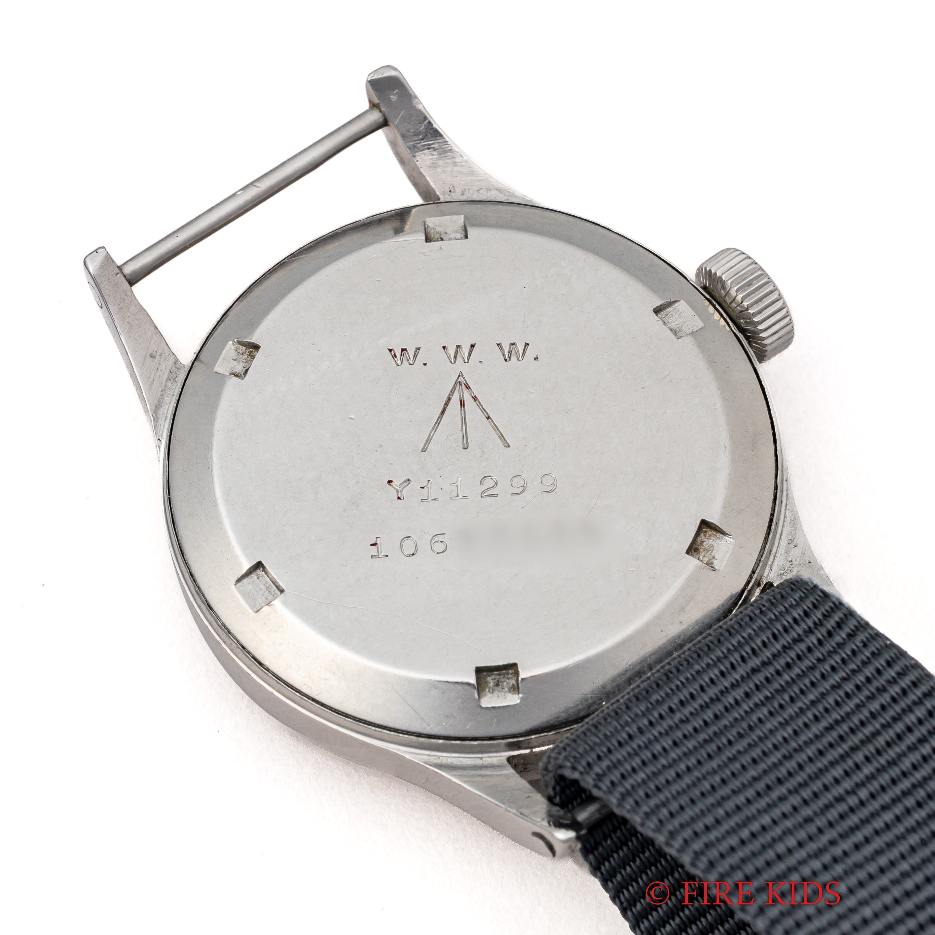 オメガ ダーティーダースMoDダイヤル 1940年代製 イギリス陸軍軍用時計 手巻 Cal.30T2 W.W.W