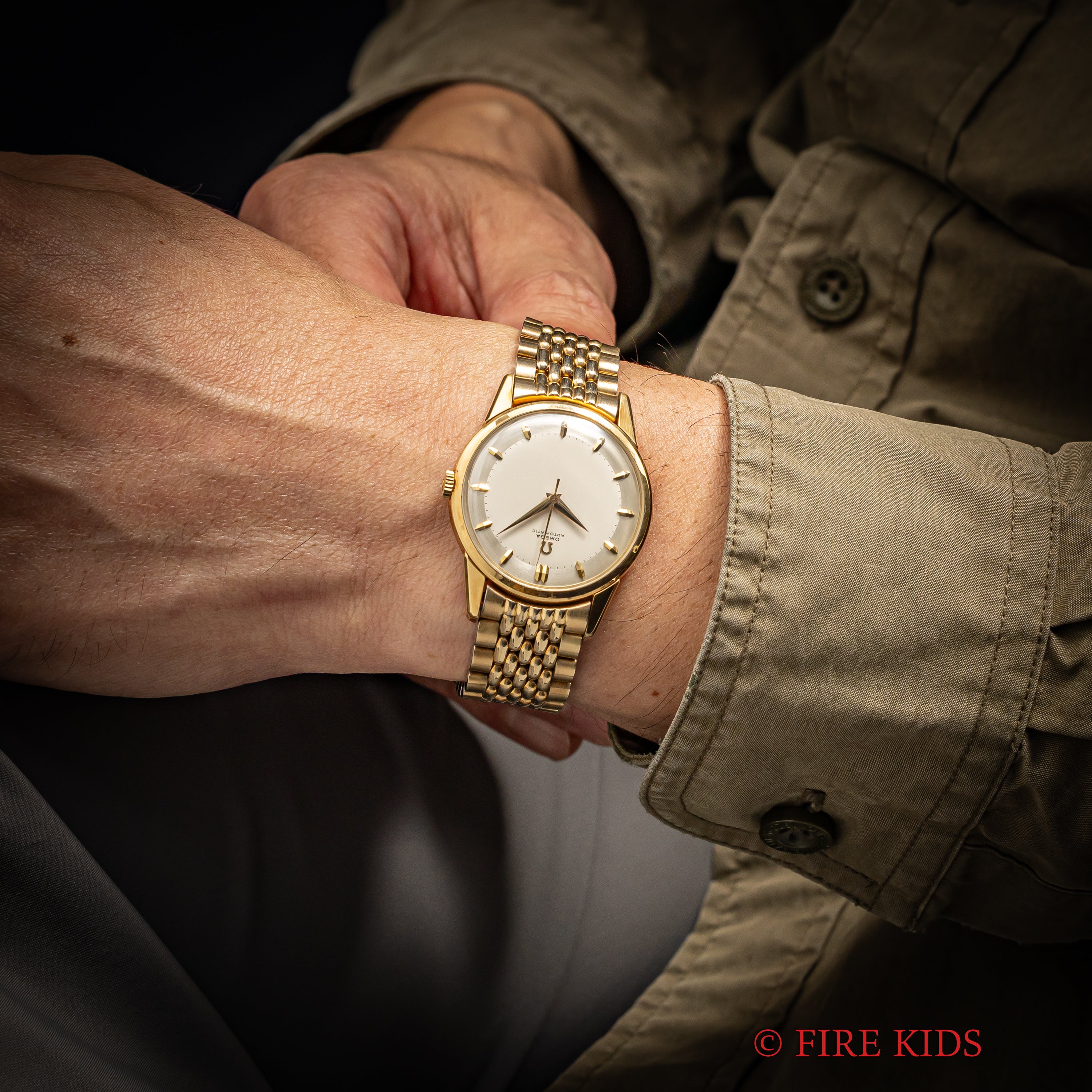 オメガ 1958年製 オートマチックGPケース 全回転ローター自動巻 Cal.501 純正GPブレス