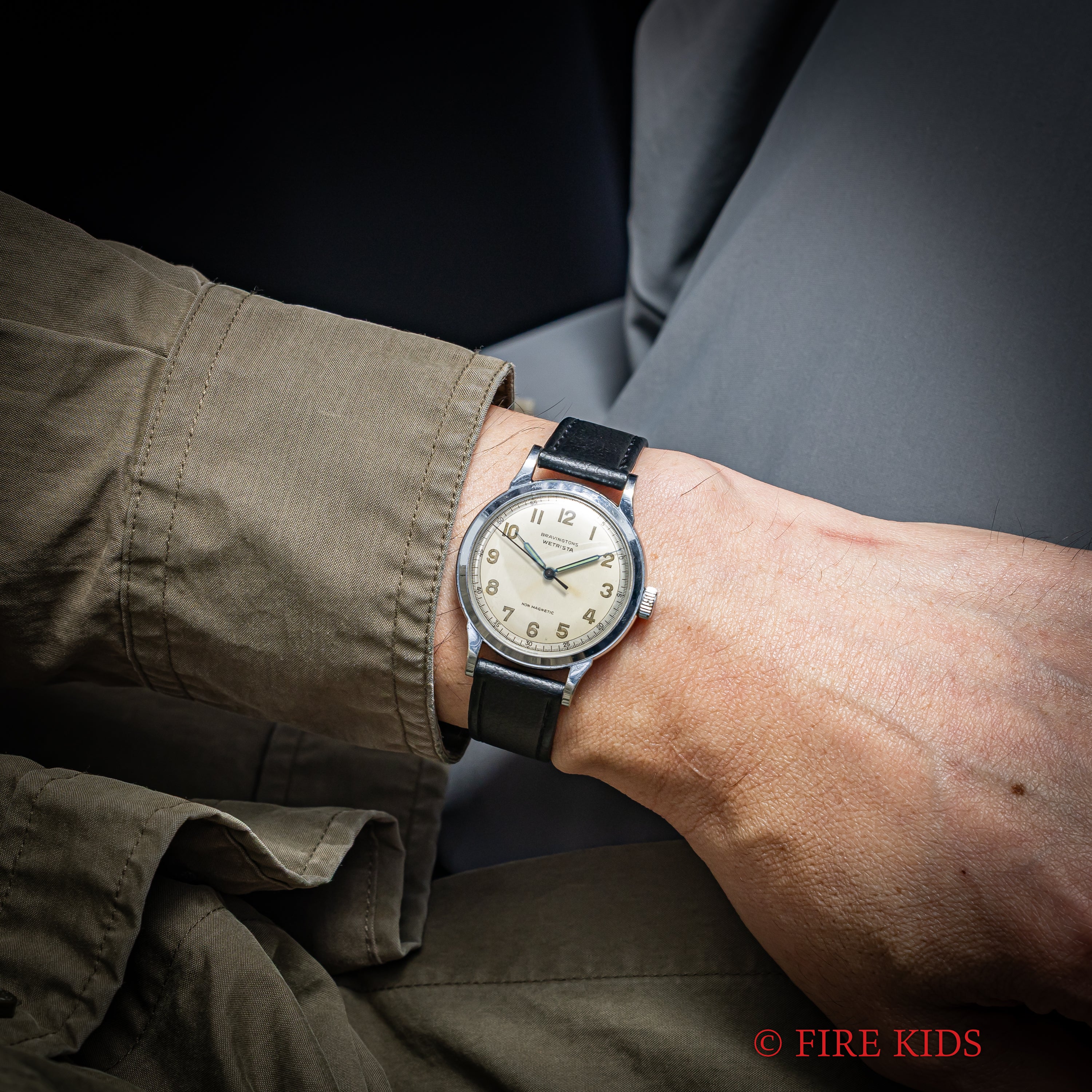 BRAVINGTONS デニソンケース アラビアダイヤル 1940年代製 センターセコンド