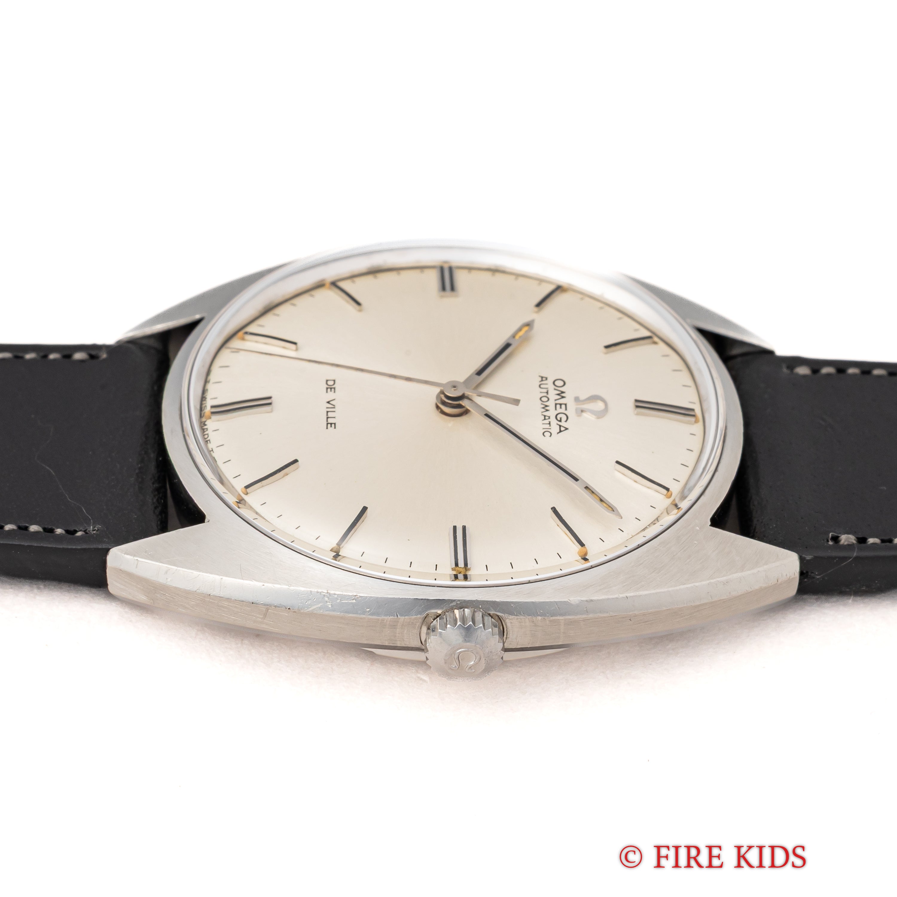 オメガ デ・ヴィル トノーケース 1968年製 自動巻き Ref.165.029