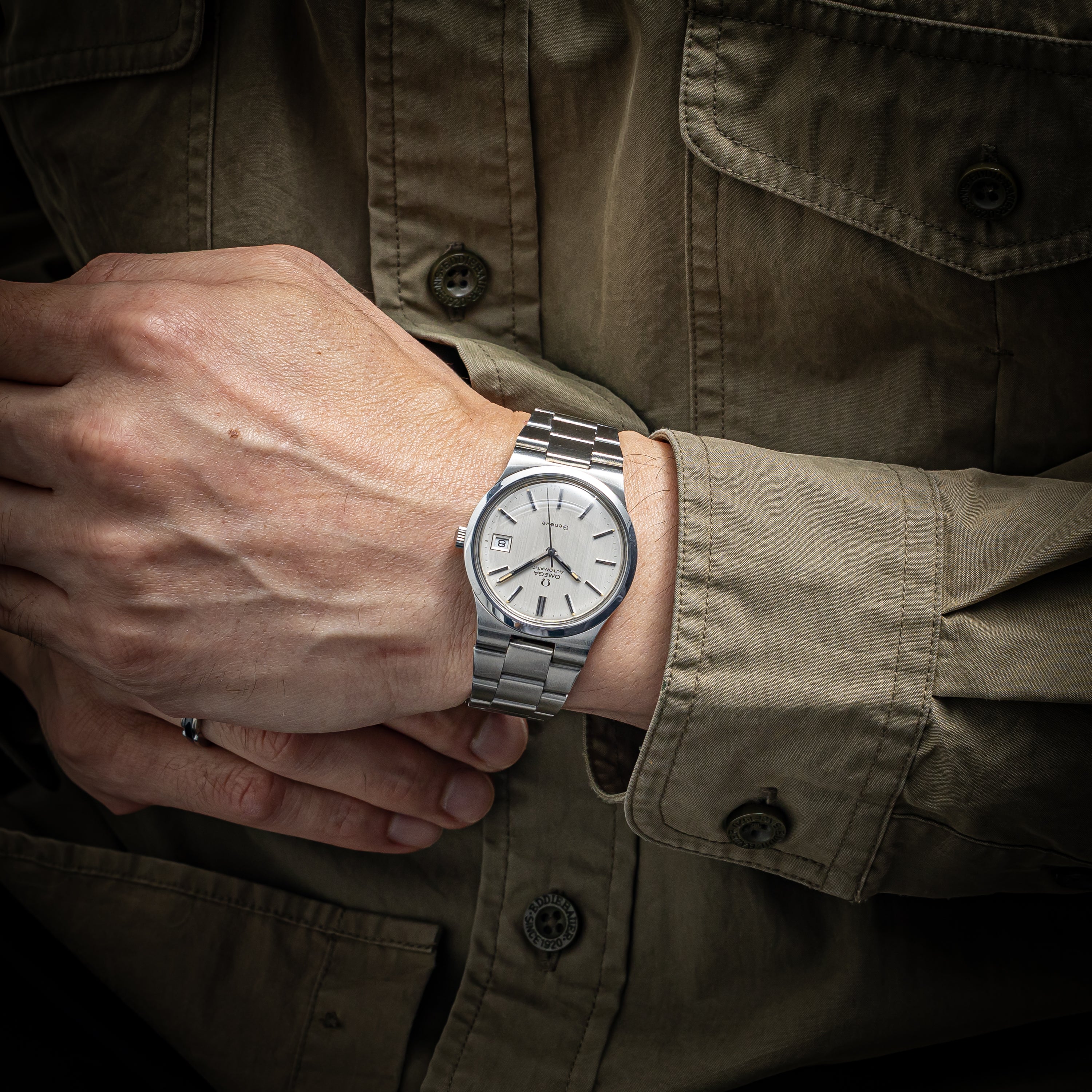 オメガ ジュネーブ 36㎜ビッグケース 1973年製 Ref.166.0173 純正3連ブレス