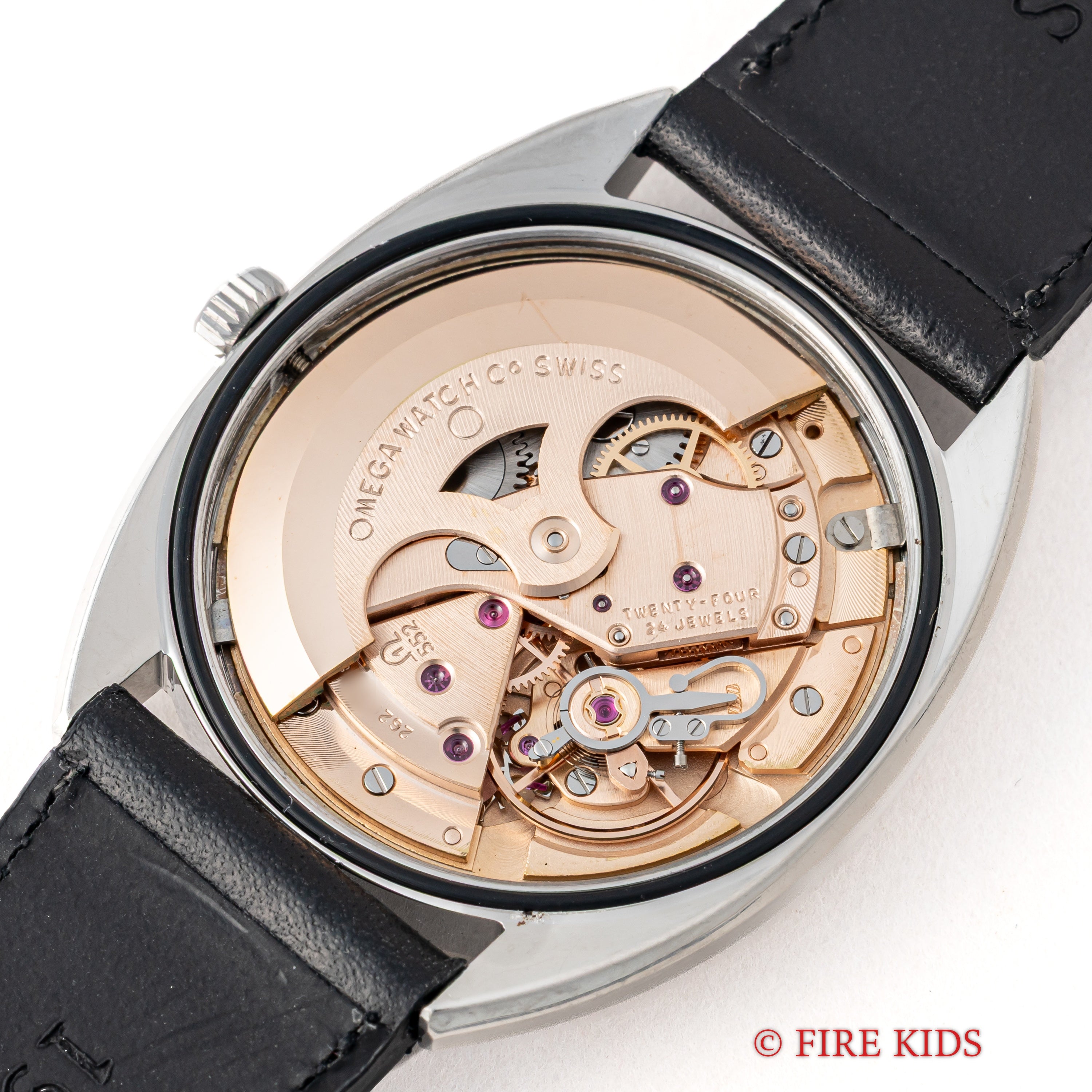 オメガ デ・ヴィル トノーケース 1968年製 自動巻き Ref.165.029