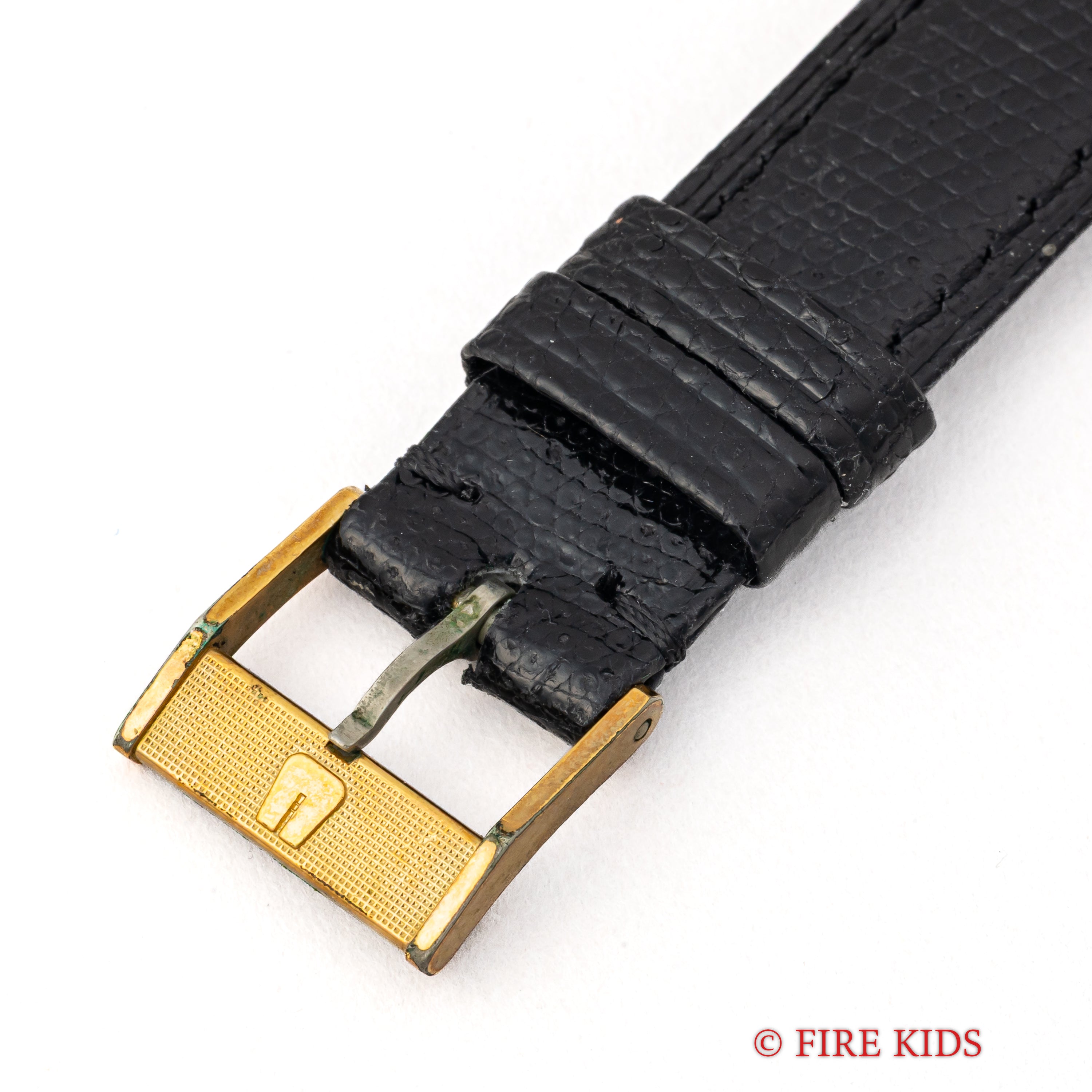 ユニバーサル・ジュネーブ シャンパンダイヤル 手巻き 1970年代製 金張り Ref.542101 Cal.1-42