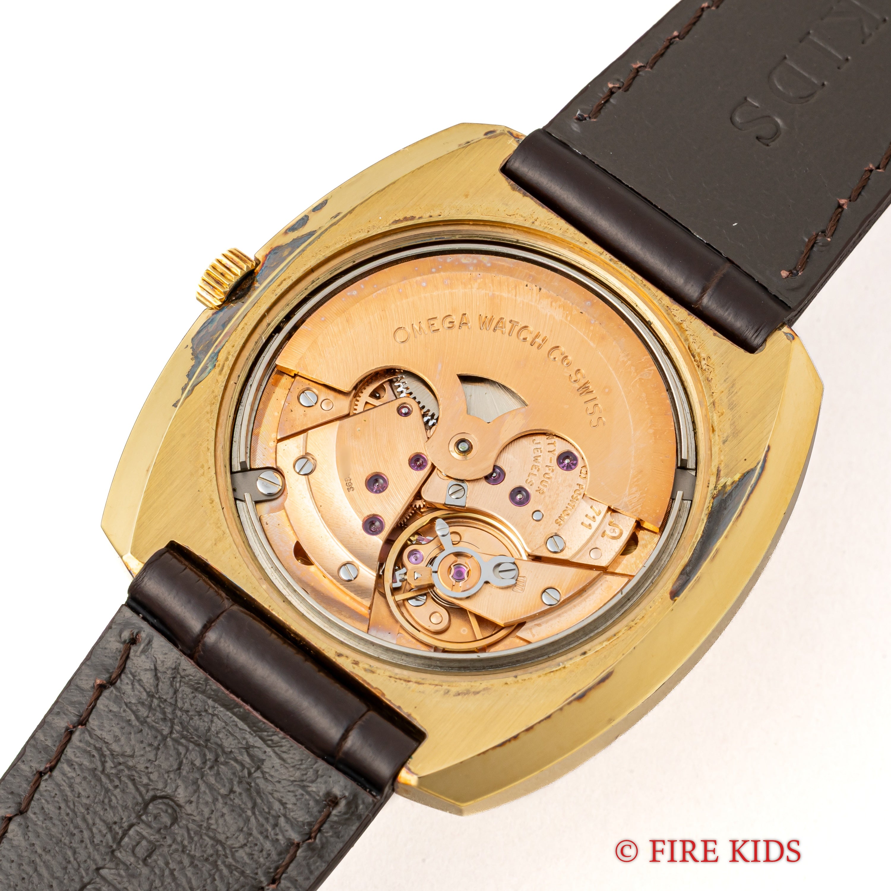 オメガ デ・ヴィル TVスクリーン ツートンダイヤル トップゴールド 1973年製 自動巻 Cal.711 Ref.151.0051 箱付き