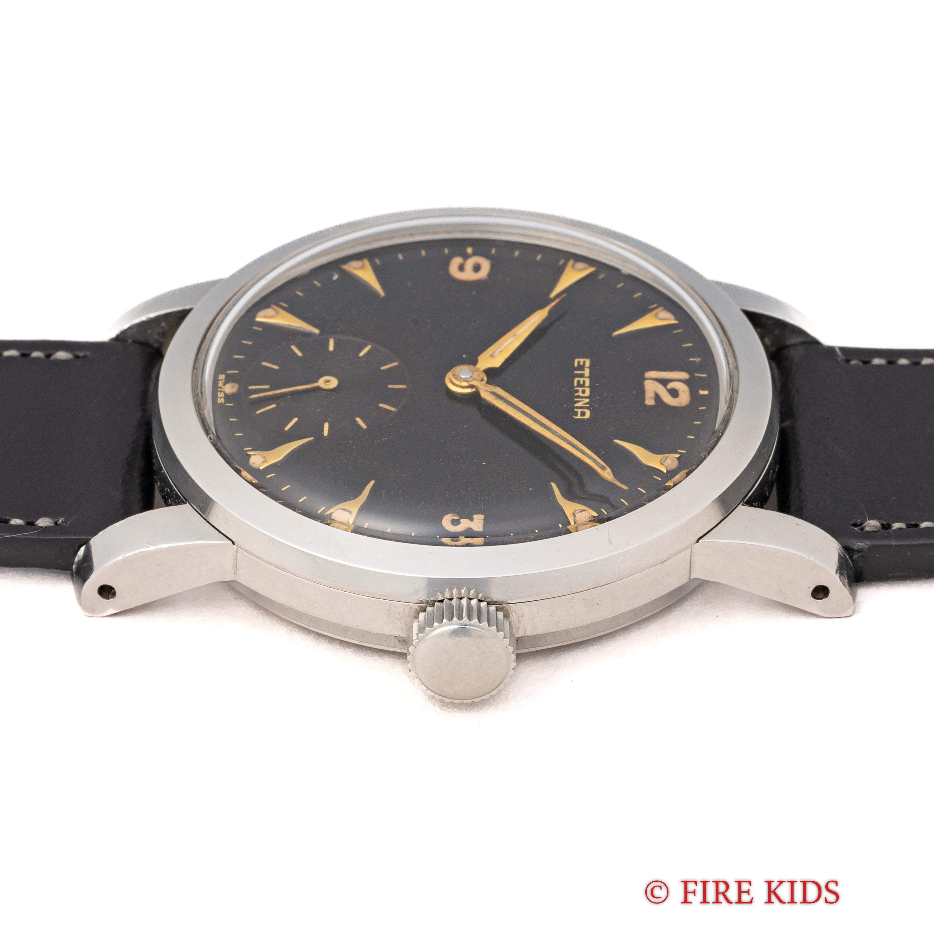 エテルナ 36㎜ビッグケース 1940年代製 ギルトダイヤル 耐震装置付き手巻 Cal.852U